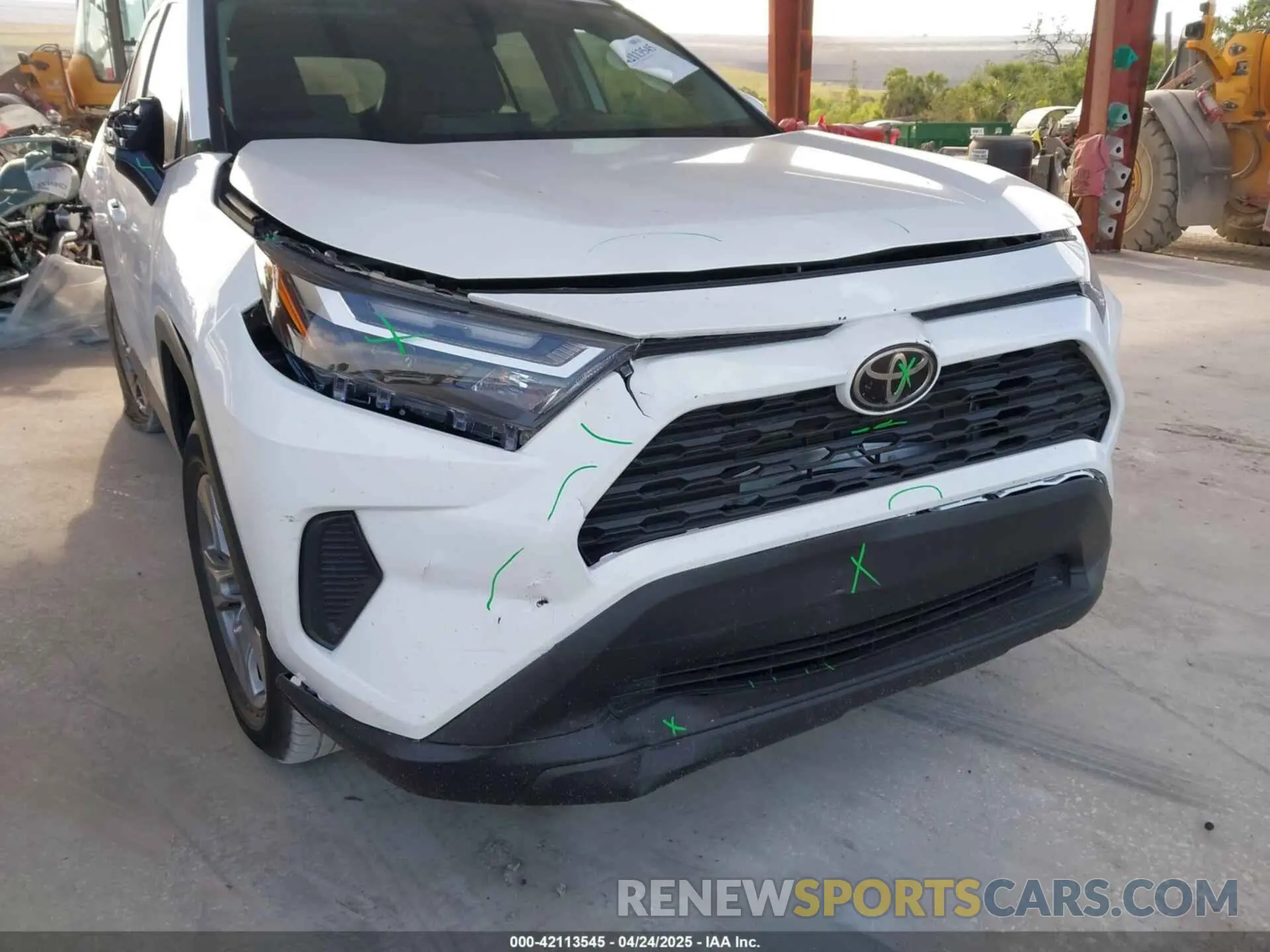 17 Photograph of a damaged car 2T3W1RFV1RC253885 TOYOTA RAV4 2024