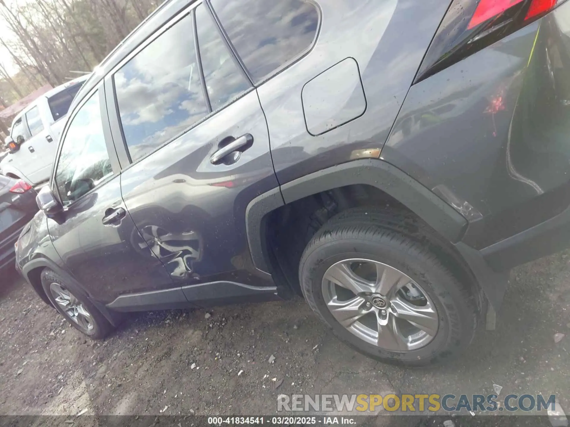 14 Photograph of a damaged car 2T3W1RFV1RC301935 TOYOTA RAV4 2024