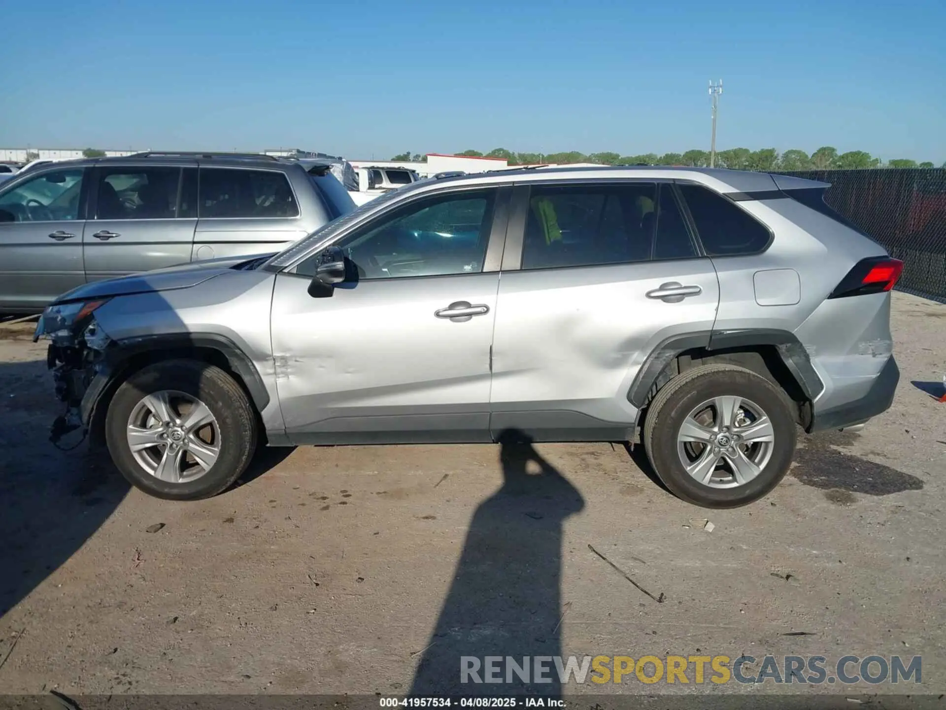 14 Photograph of a damaged car 2T3W1RFV1RW313470 TOYOTA RAV4 2024