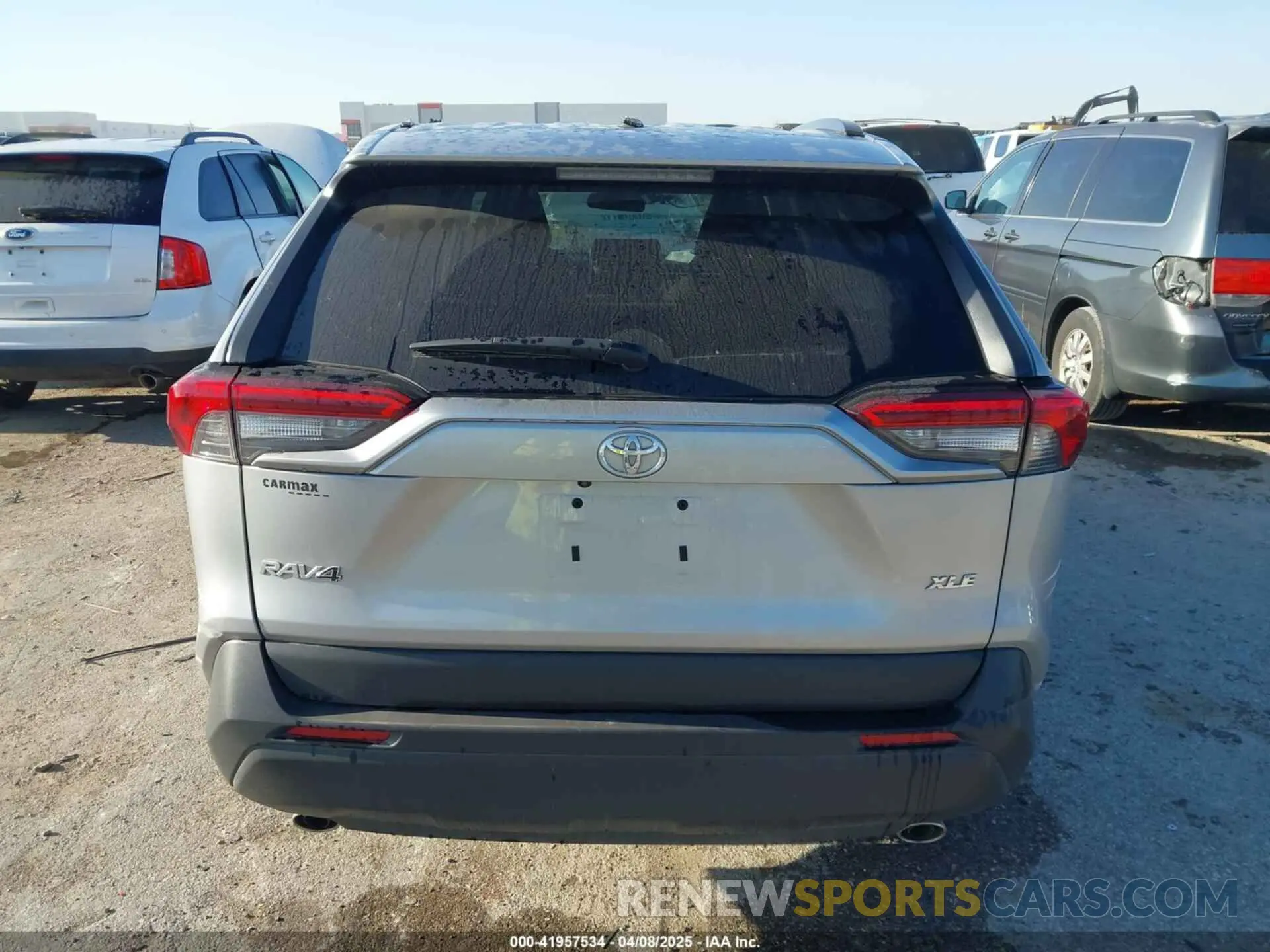 16 Photograph of a damaged car 2T3W1RFV1RW313470 TOYOTA RAV4 2024