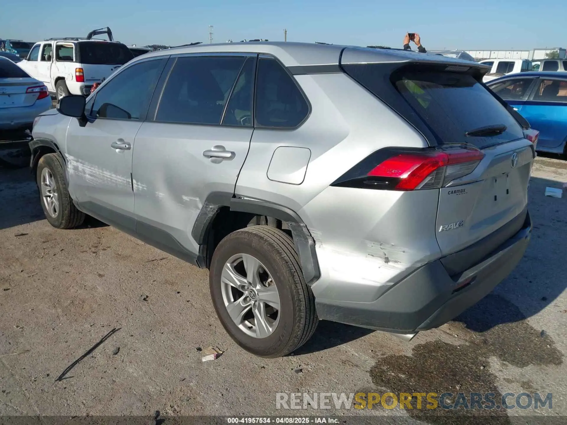 3 Photograph of a damaged car 2T3W1RFV1RW313470 TOYOTA RAV4 2024