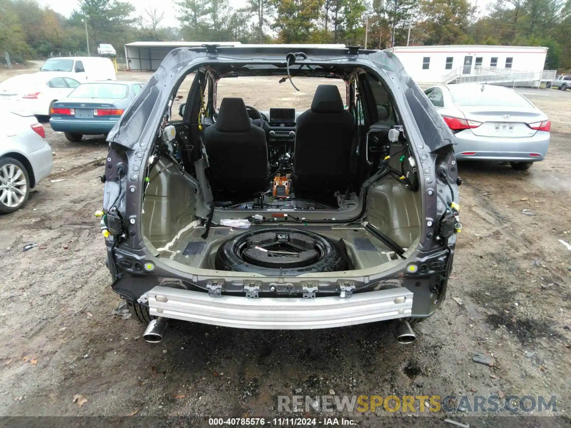 17 Photograph of a damaged car 2T3W1RFV1RW343505 TOYOTA RAV4 2024