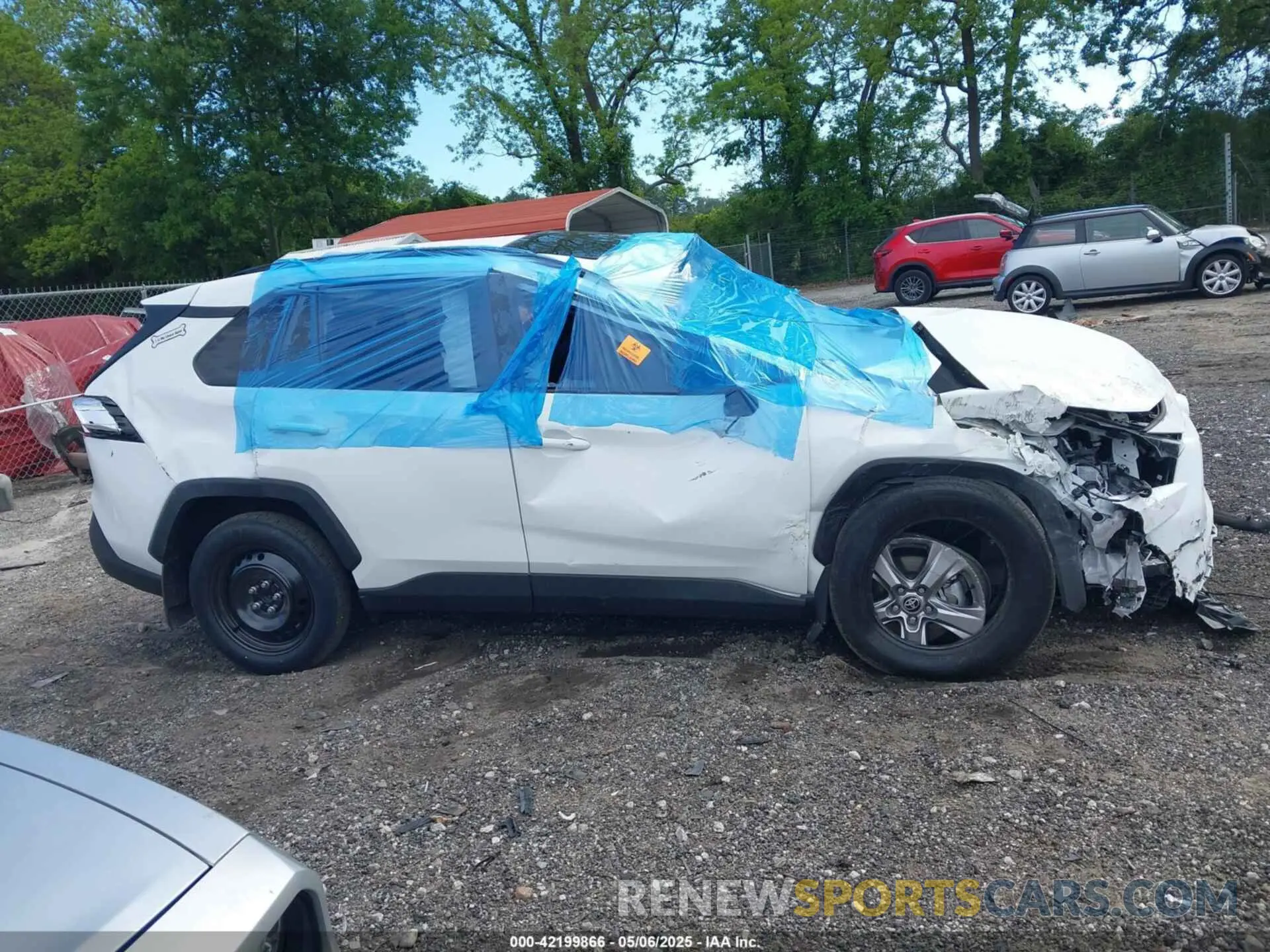 12 Photograph of a damaged car 2T3W1RFV1RW351958 TOYOTA RAV4 2024