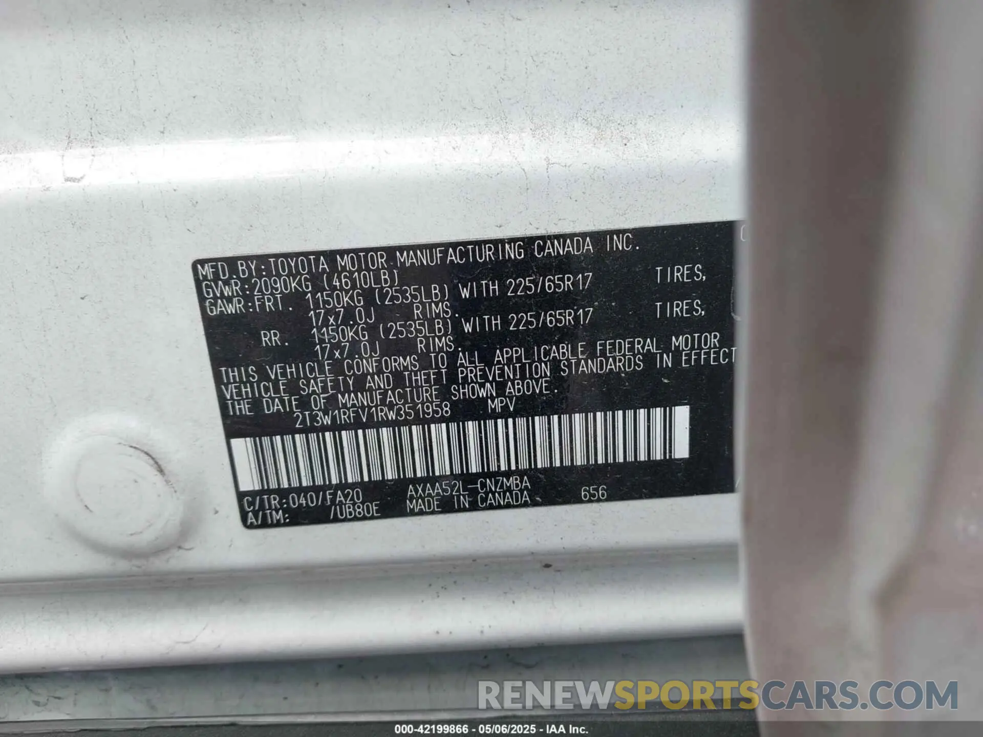 9 Photograph of a damaged car 2T3W1RFV1RW351958 TOYOTA RAV4 2024