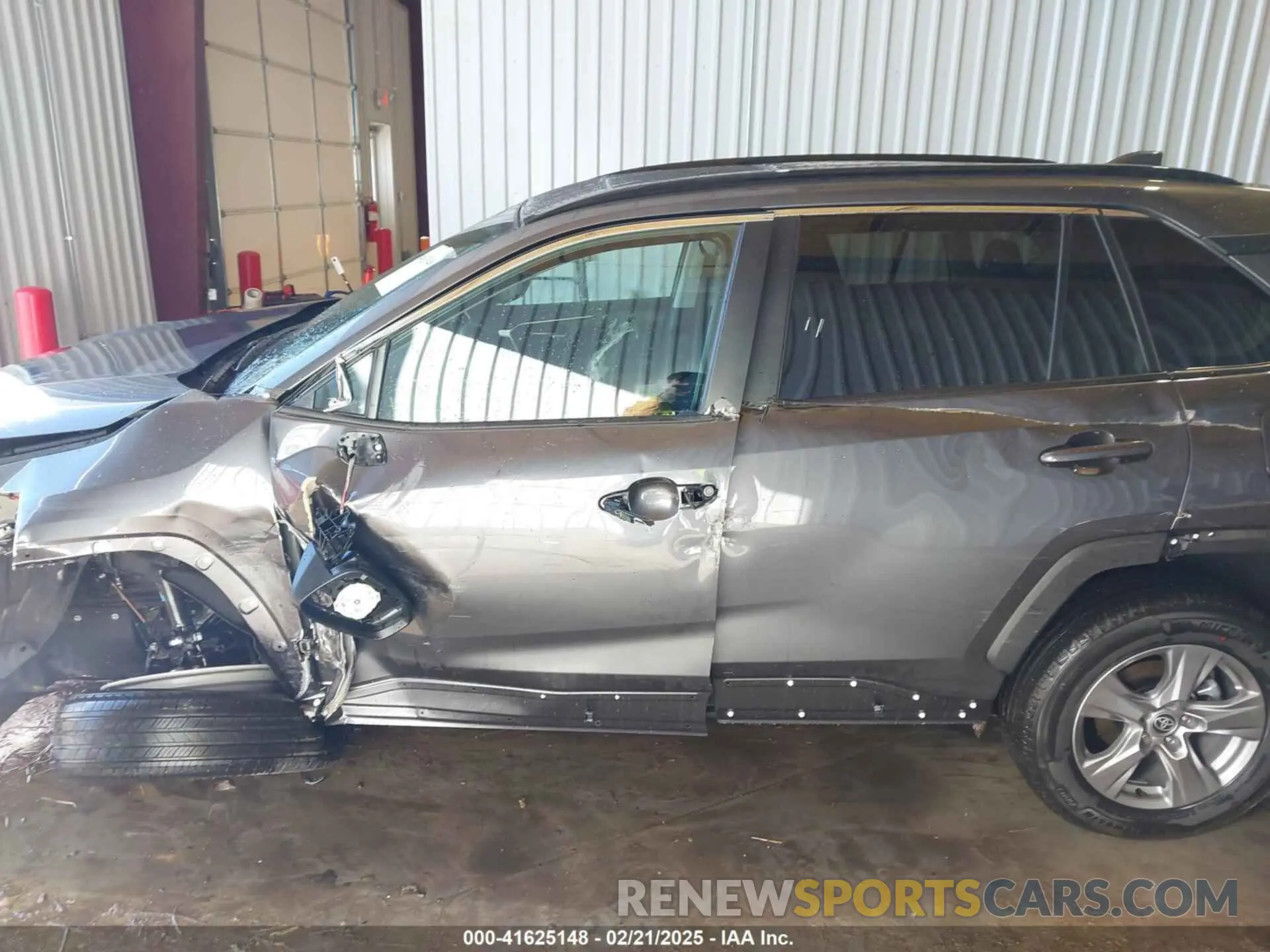 14 Photograph of a damaged car 2T3W1RFV2RC298558 TOYOTA RAV4 2024