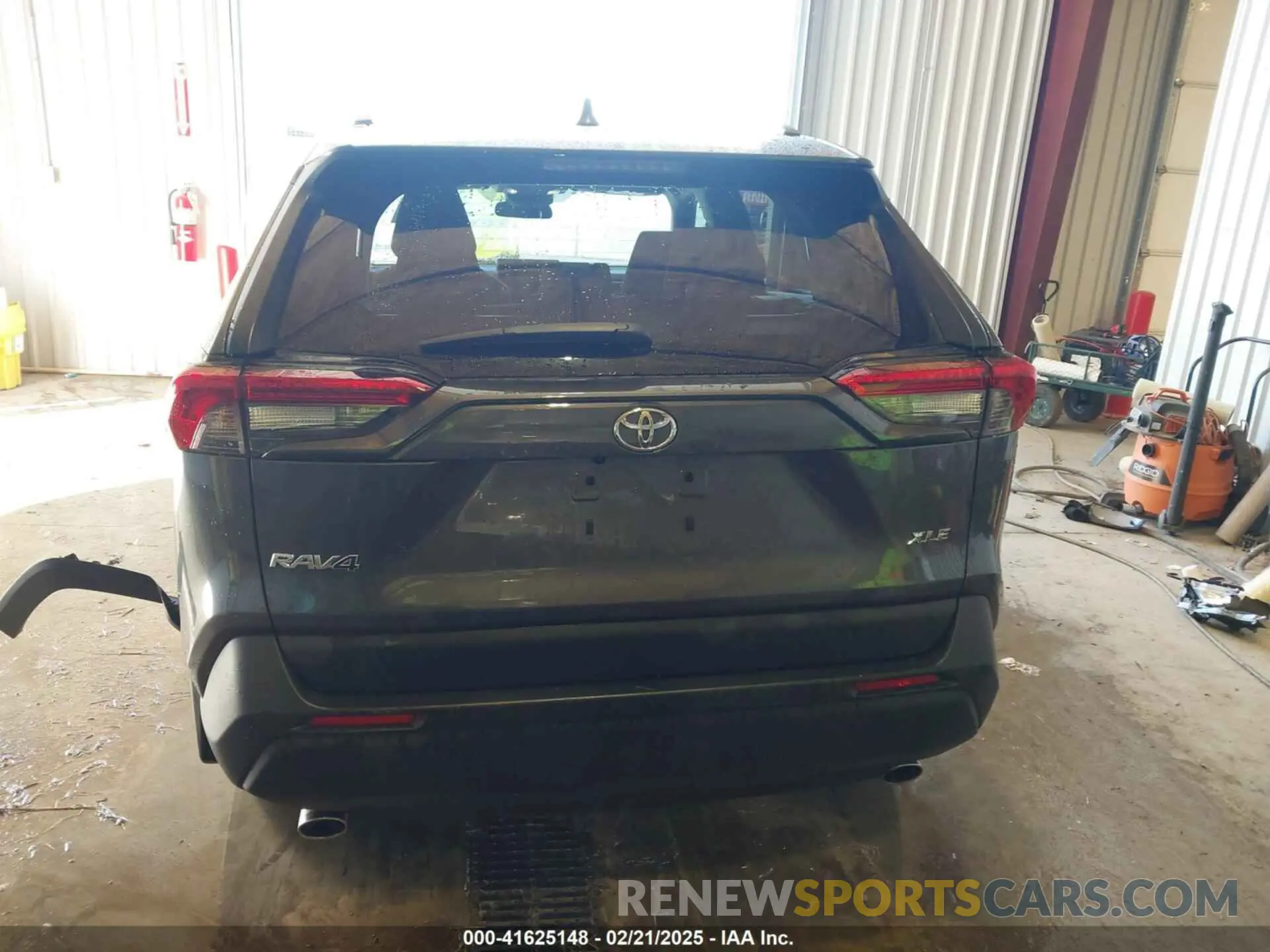 16 Photograph of a damaged car 2T3W1RFV2RC298558 TOYOTA RAV4 2024