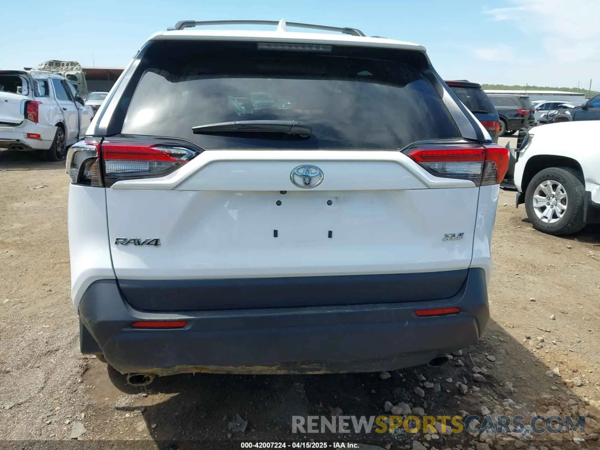16 Photograph of a damaged car 2T3W1RFV2RW302140 TOYOTA RAV4 2024