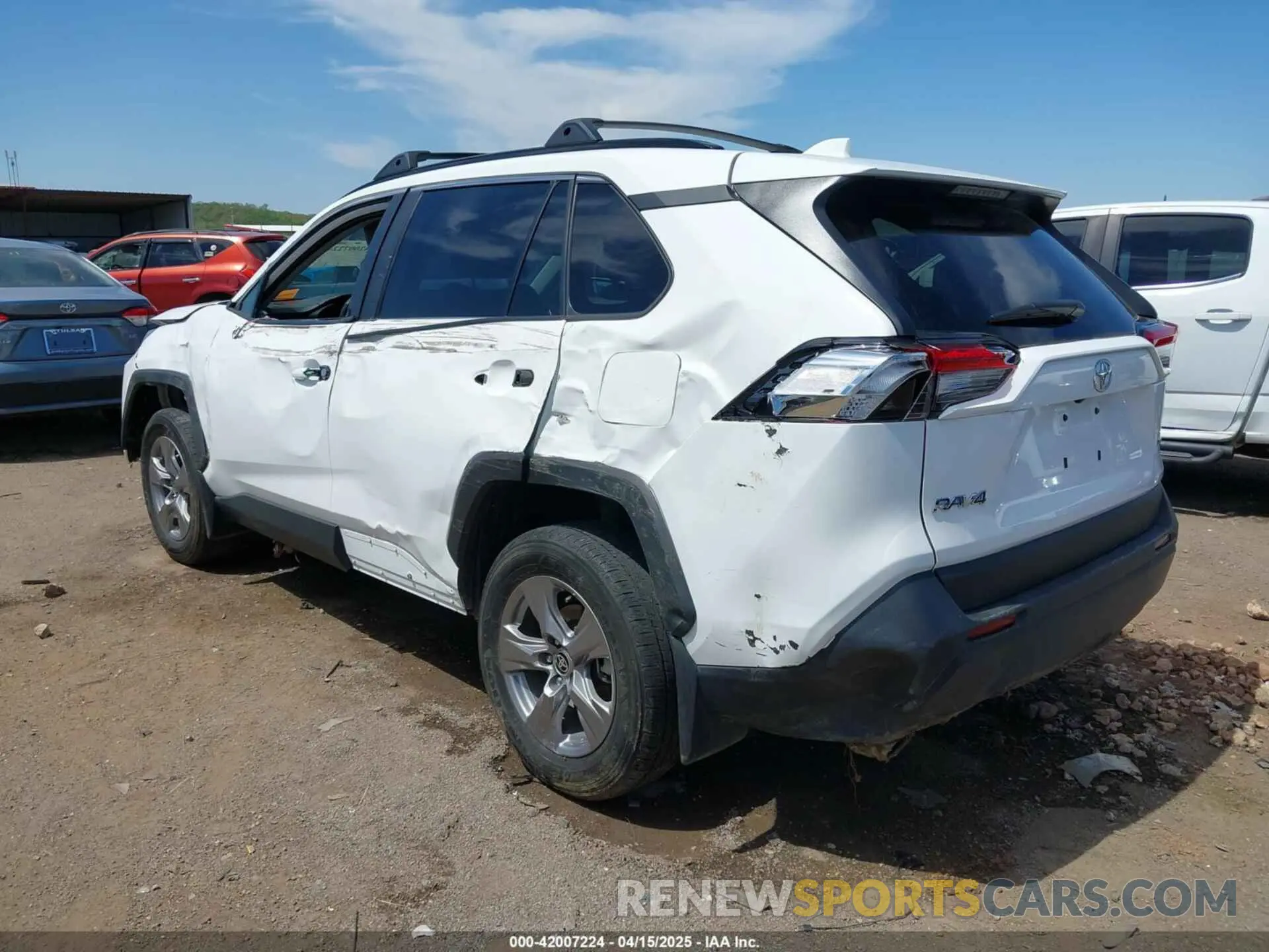 3 Photograph of a damaged car 2T3W1RFV2RW302140 TOYOTA RAV4 2024
