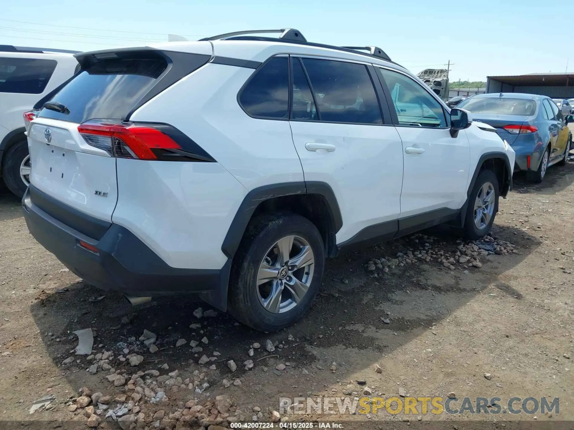 4 Photograph of a damaged car 2T3W1RFV2RW302140 TOYOTA RAV4 2024