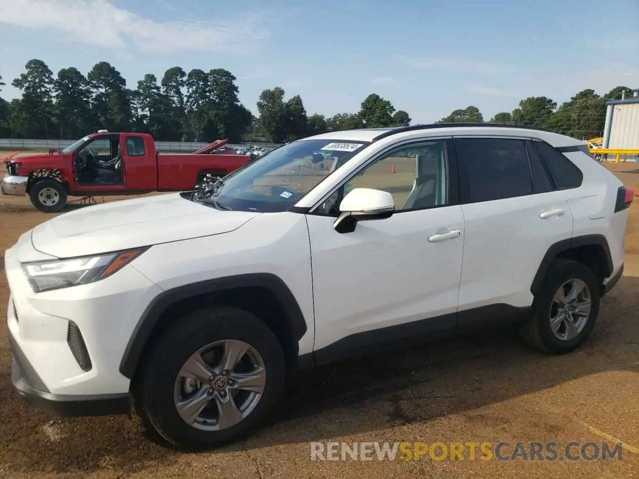 1 Photograph of a damaged car 2T3W1RFV2RW302879 TOYOTA RAV4 2024