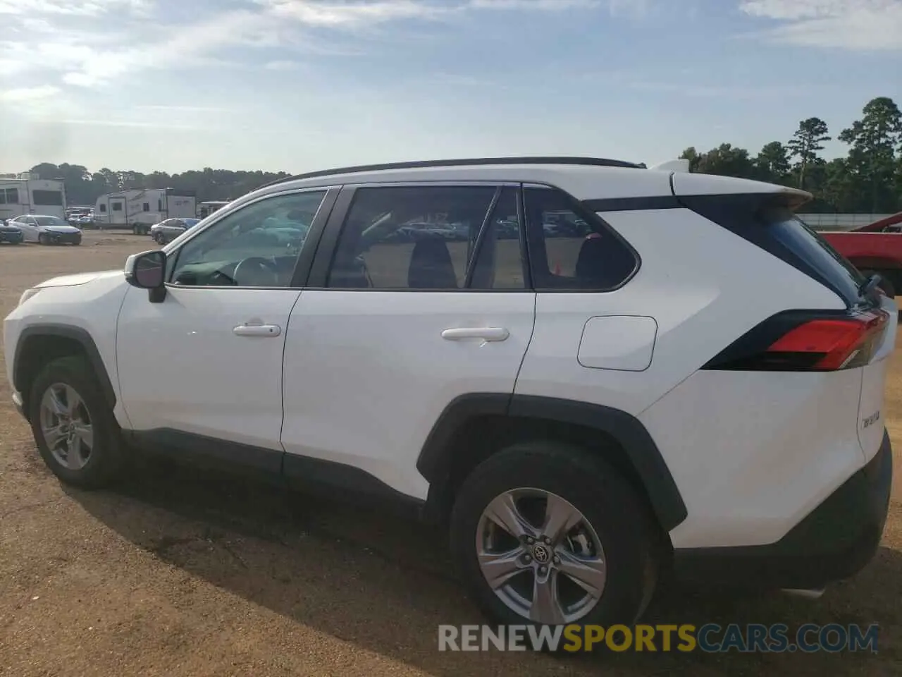 2 Photograph of a damaged car 2T3W1RFV2RW302879 TOYOTA RAV4 2024