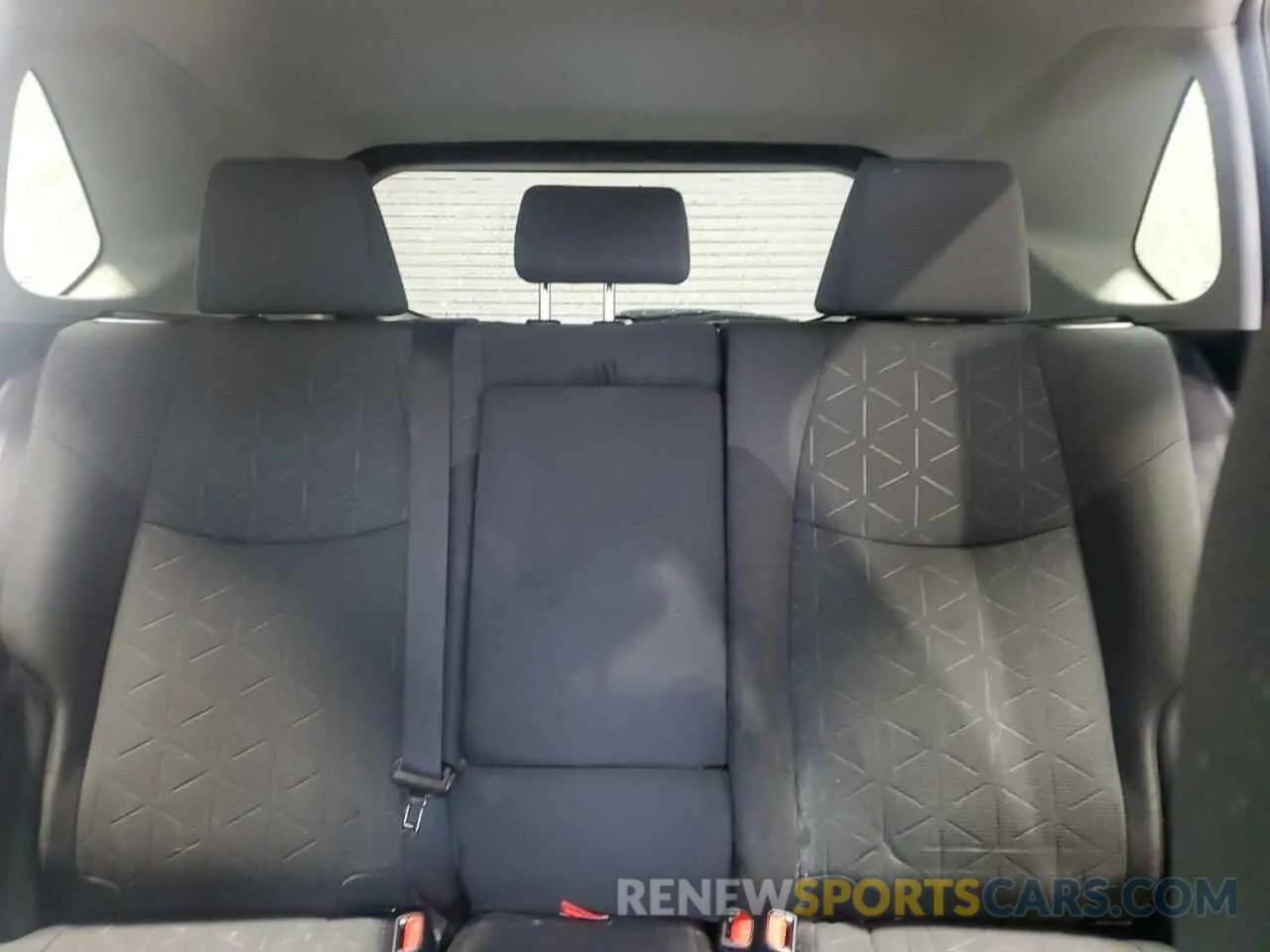 10 Photograph of a damaged car 2T3W1RFV2RW306768 TOYOTA RAV4 2024