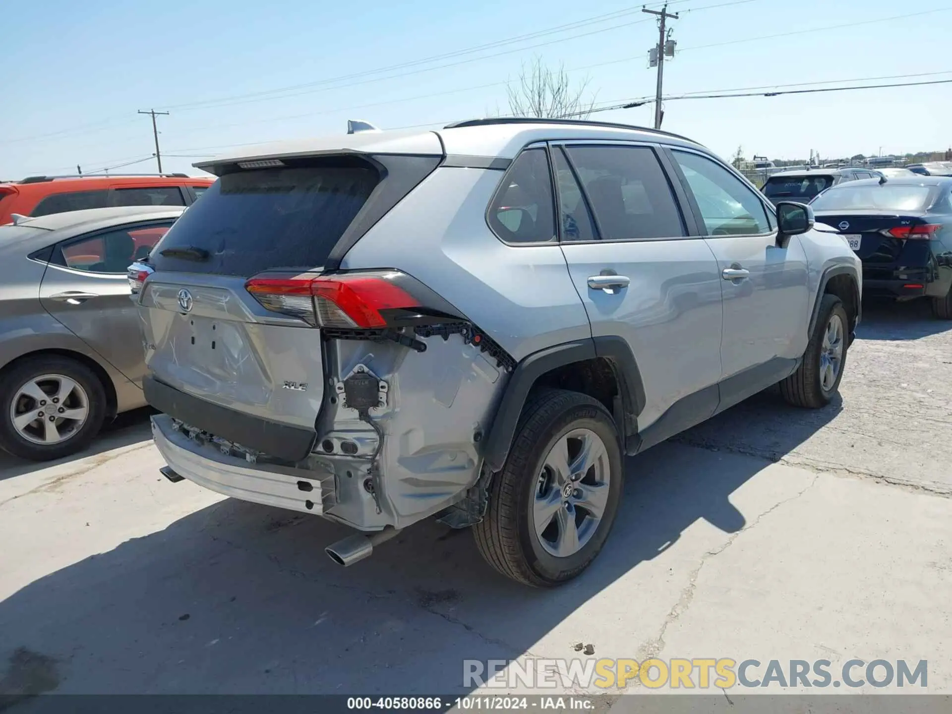 4 Photograph of a damaged car 2T3W1RFV2RW333517 TOYOTA RAV4 2024