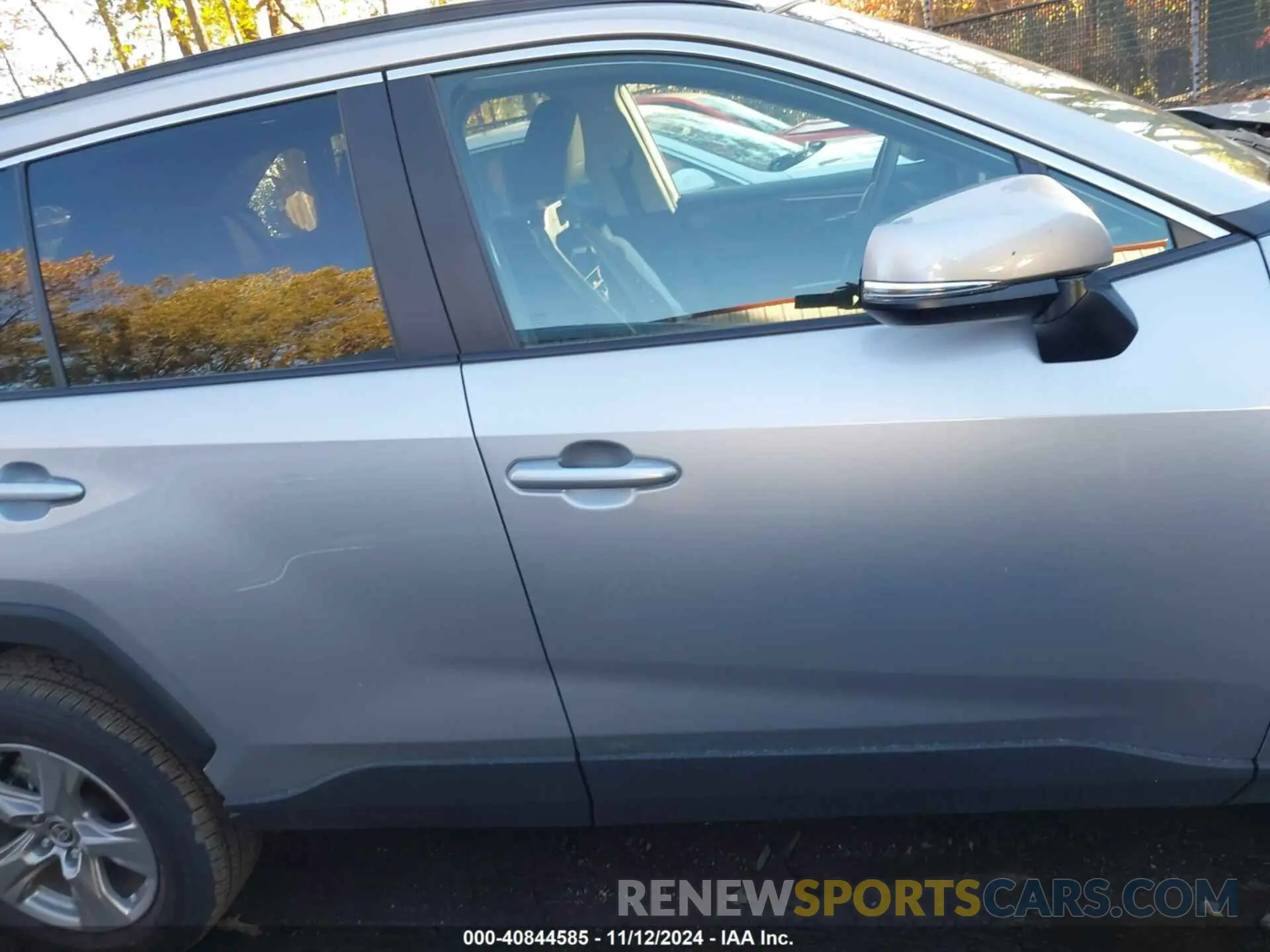 14 Photograph of a damaged car 2T3W1RFV2RW334652 TOYOTA RAV4 2024
