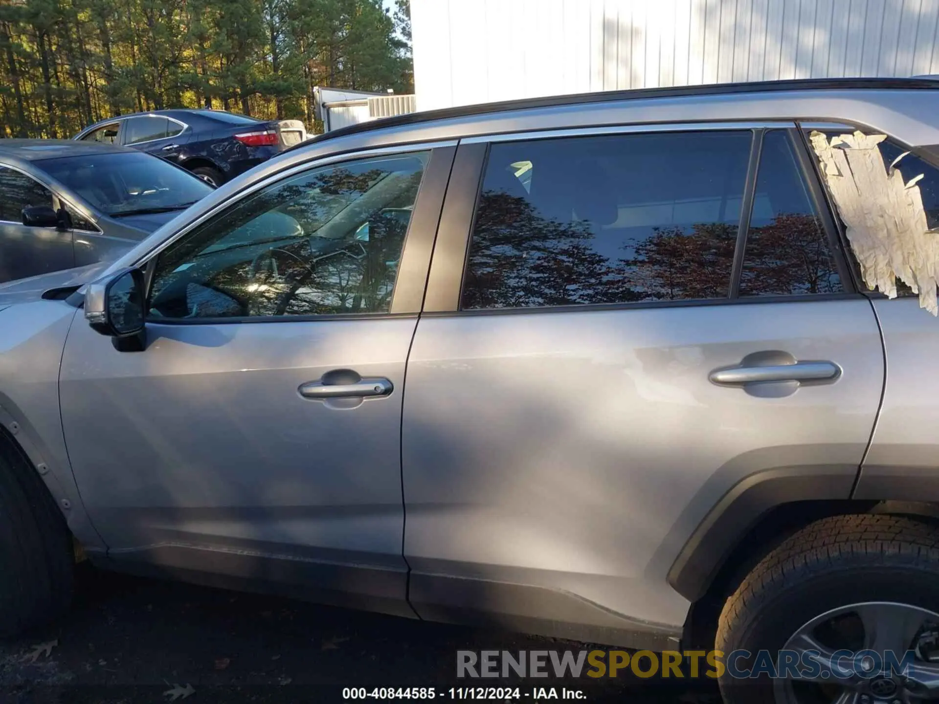 15 Photograph of a damaged car 2T3W1RFV2RW334652 TOYOTA RAV4 2024