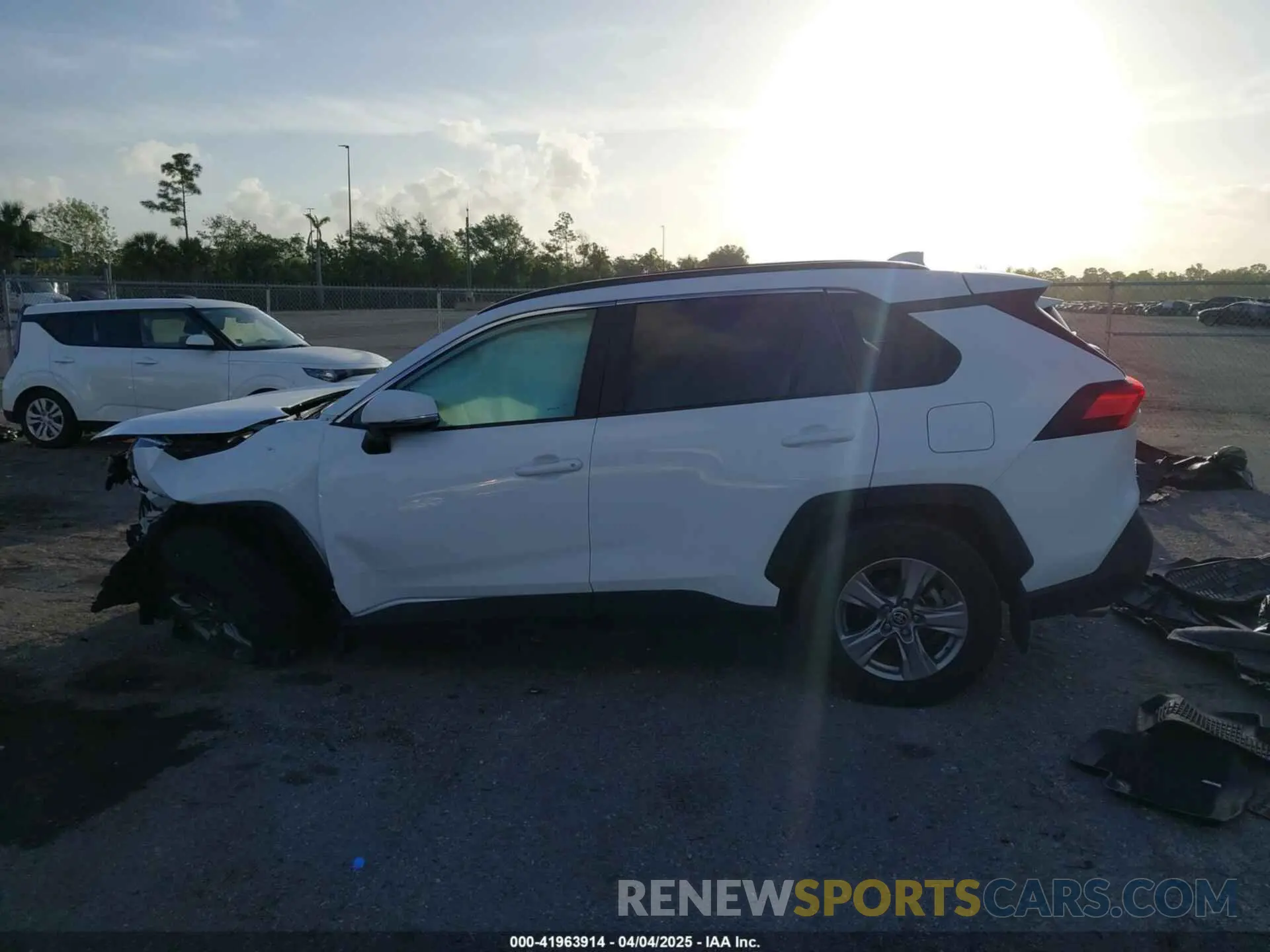 14 Photograph of a damaged car 2T3W1RFV2RW337129 TOYOTA RAV4 2024