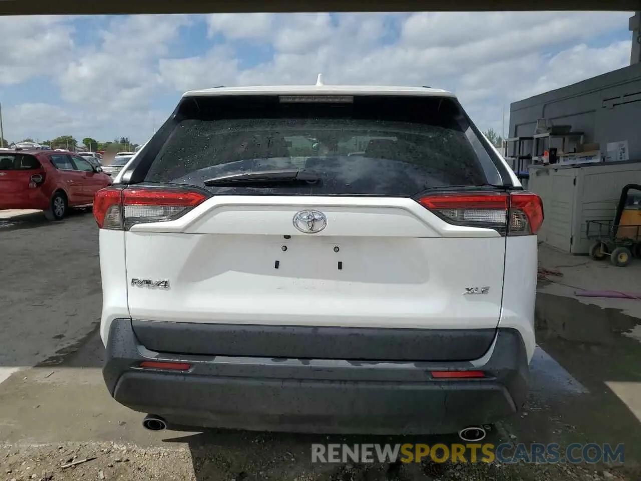6 Photograph of a damaged car 2T3W1RFV2RW353024 TOYOTA RAV4 2024