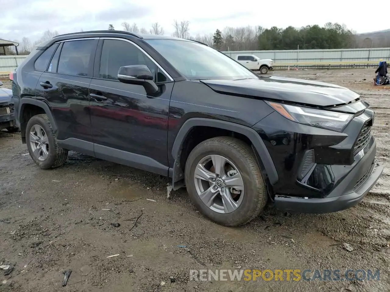 4 Photograph of a damaged car 2T3W1RFV3RC275337 TOYOTA RAV4 2024