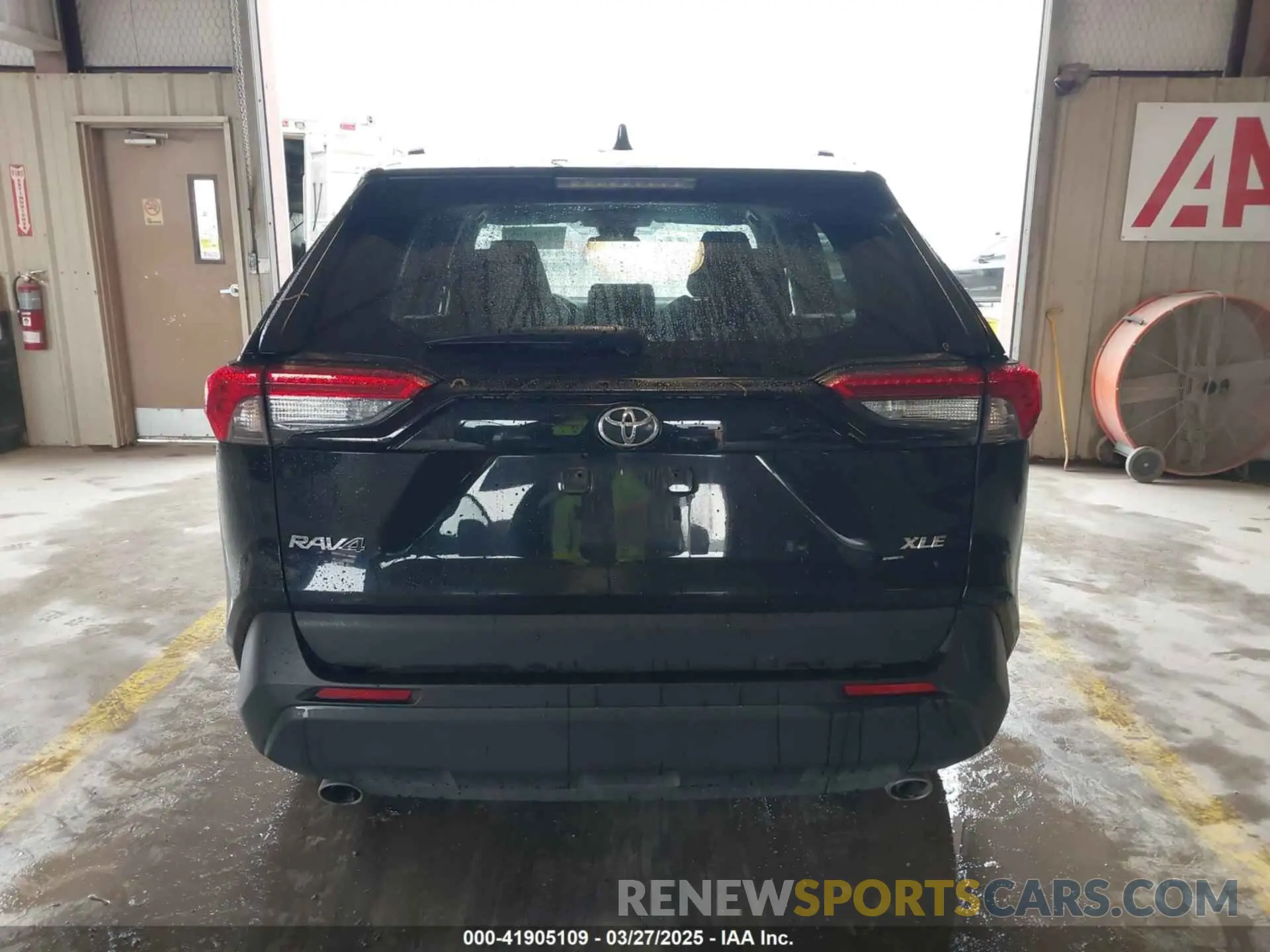 17 Photograph of a damaged car 2T3W1RFV3RW319514 TOYOTA RAV4 2024