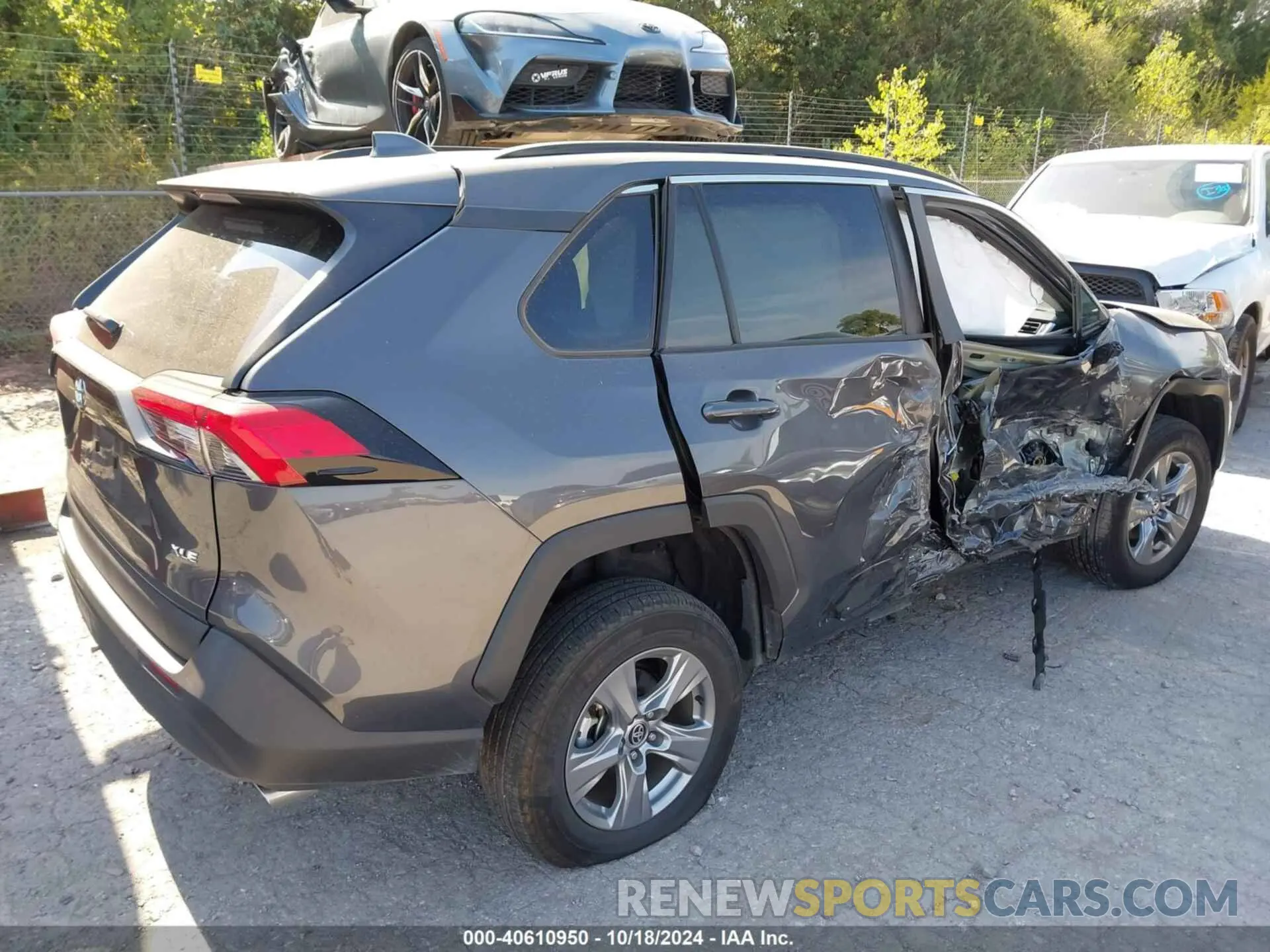 12 Photograph of a damaged car 2T3W1RFV3RW321022 TOYOTA RAV4 2024