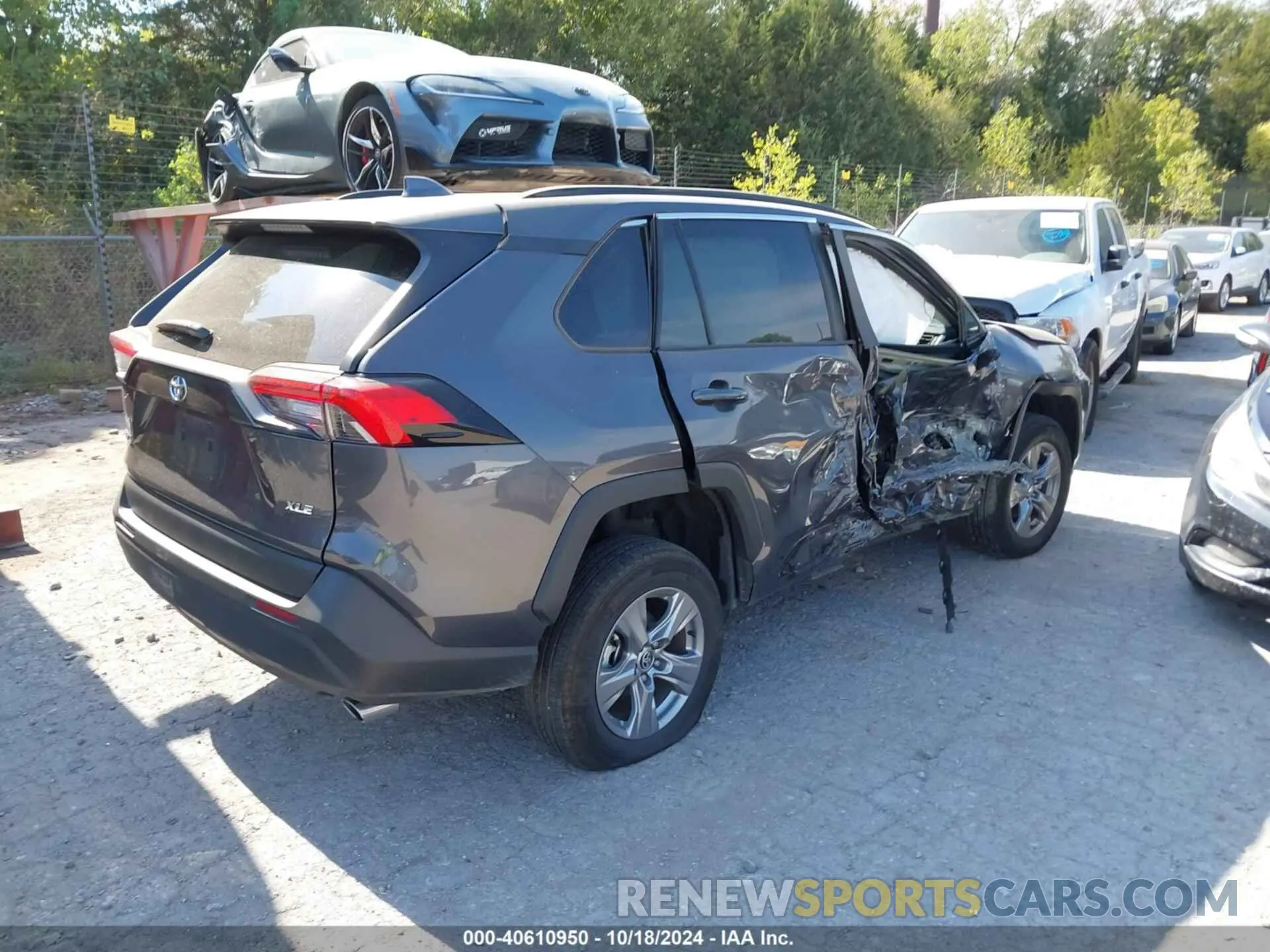 4 Photograph of a damaged car 2T3W1RFV3RW321022 TOYOTA RAV4 2024