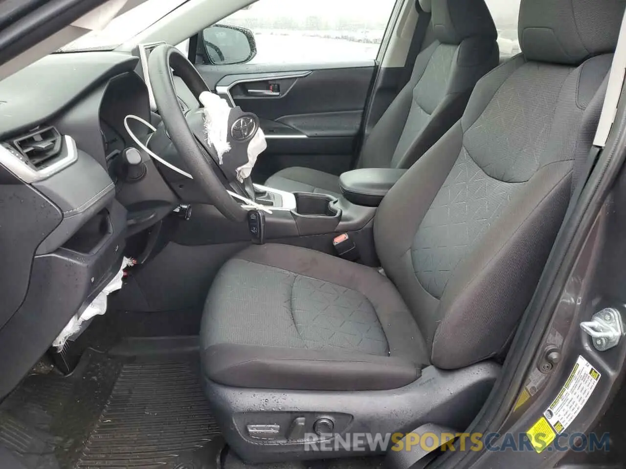 7 Photograph of a damaged car 2T3W1RFV3RW339584 TOYOTA RAV4 2024