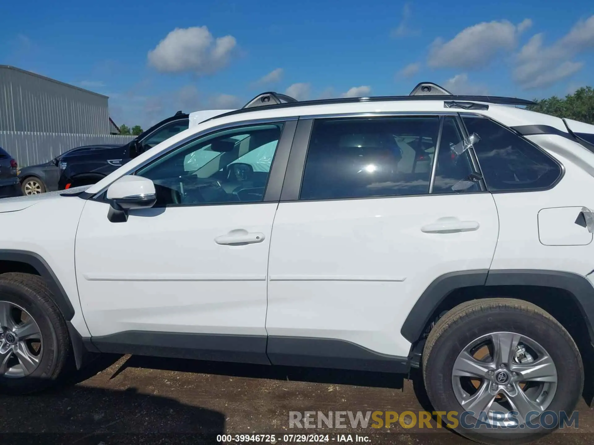 14 Photograph of a damaged car 2T3W1RFV3RW341724 TOYOTA RAV4 2024