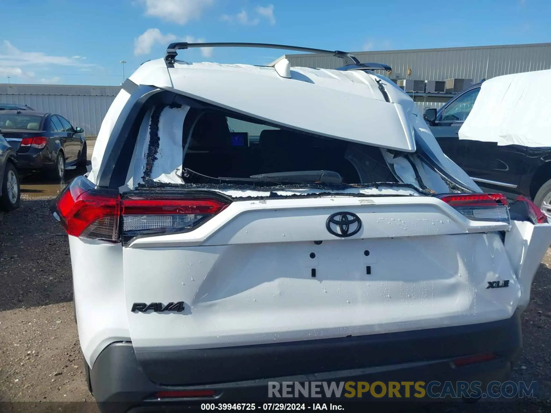 16 Photograph of a damaged car 2T3W1RFV3RW341724 TOYOTA RAV4 2024