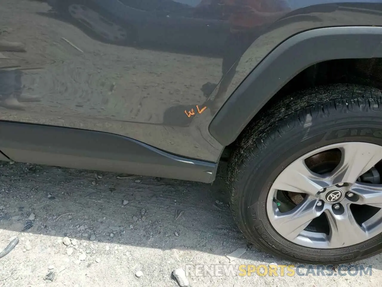 13 Photograph of a damaged car 2T3W1RFV3RW358832 TOYOTA RAV4 2024
