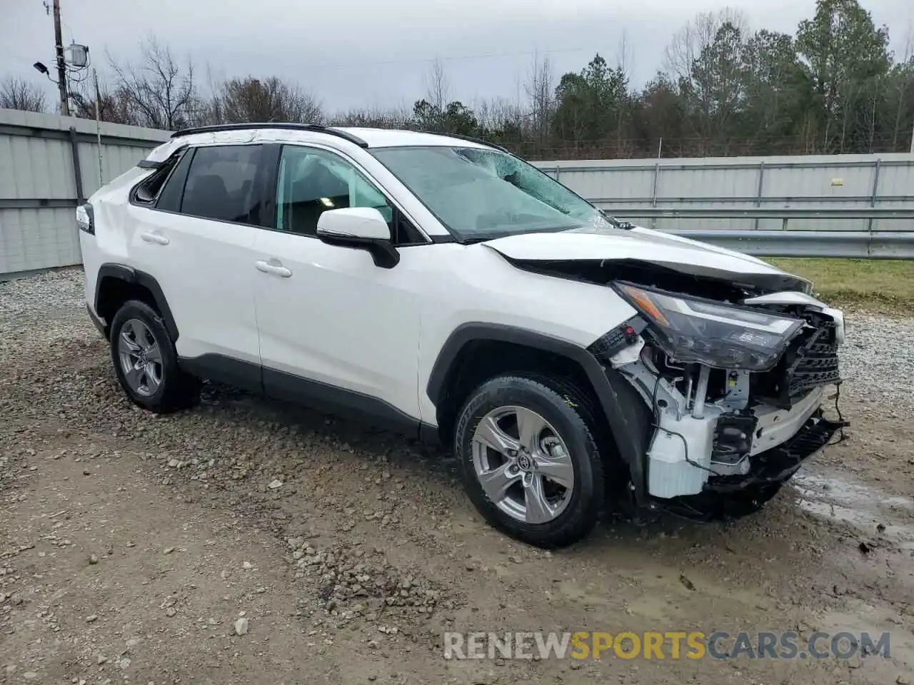 4 Photograph of a damaged car 2T3W1RFV4RC272074 TOYOTA RAV4 2024