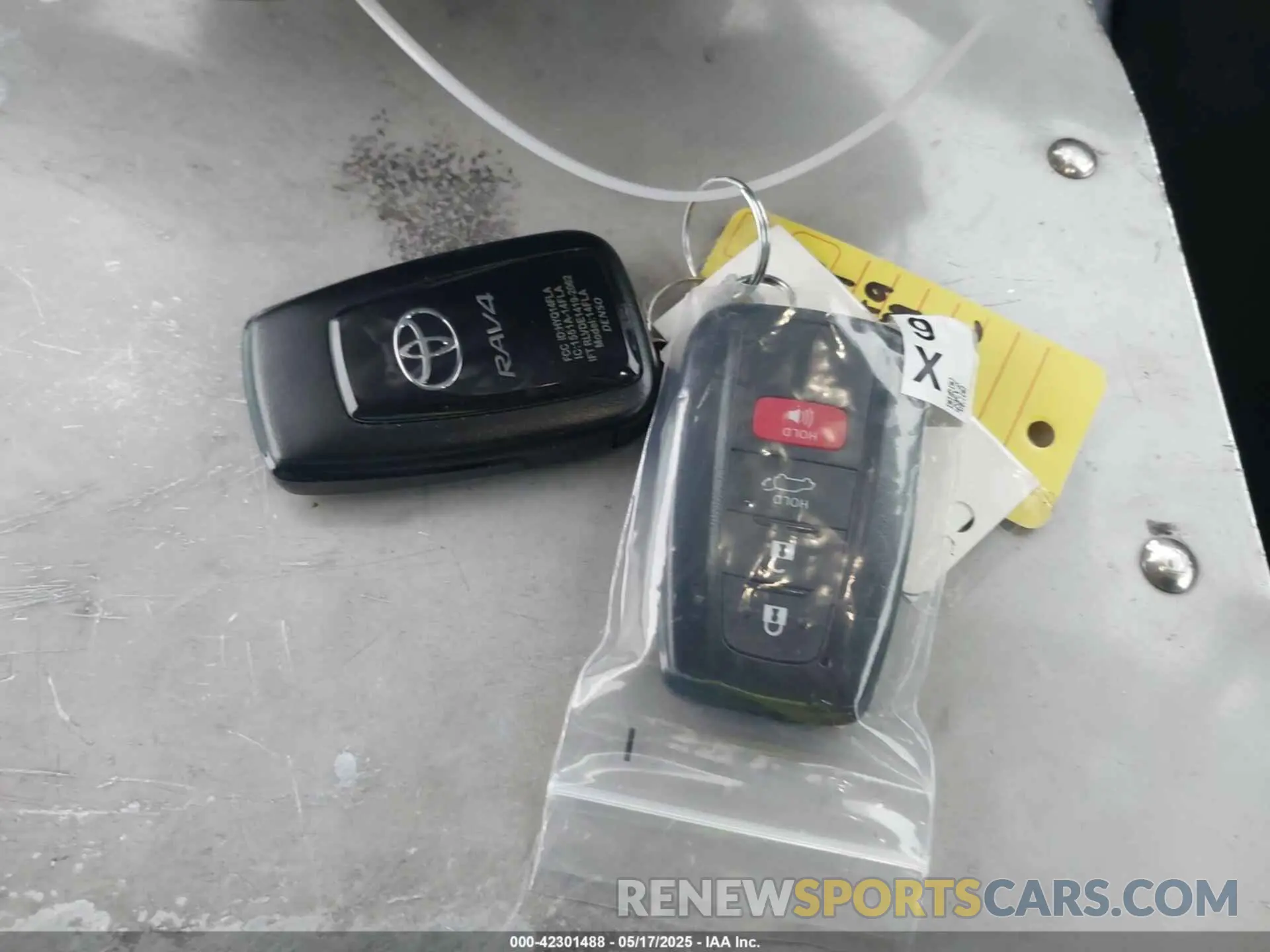11 Photograph of a damaged car 2T3W1RFV4RC281602 TOYOTA RAV4 2024