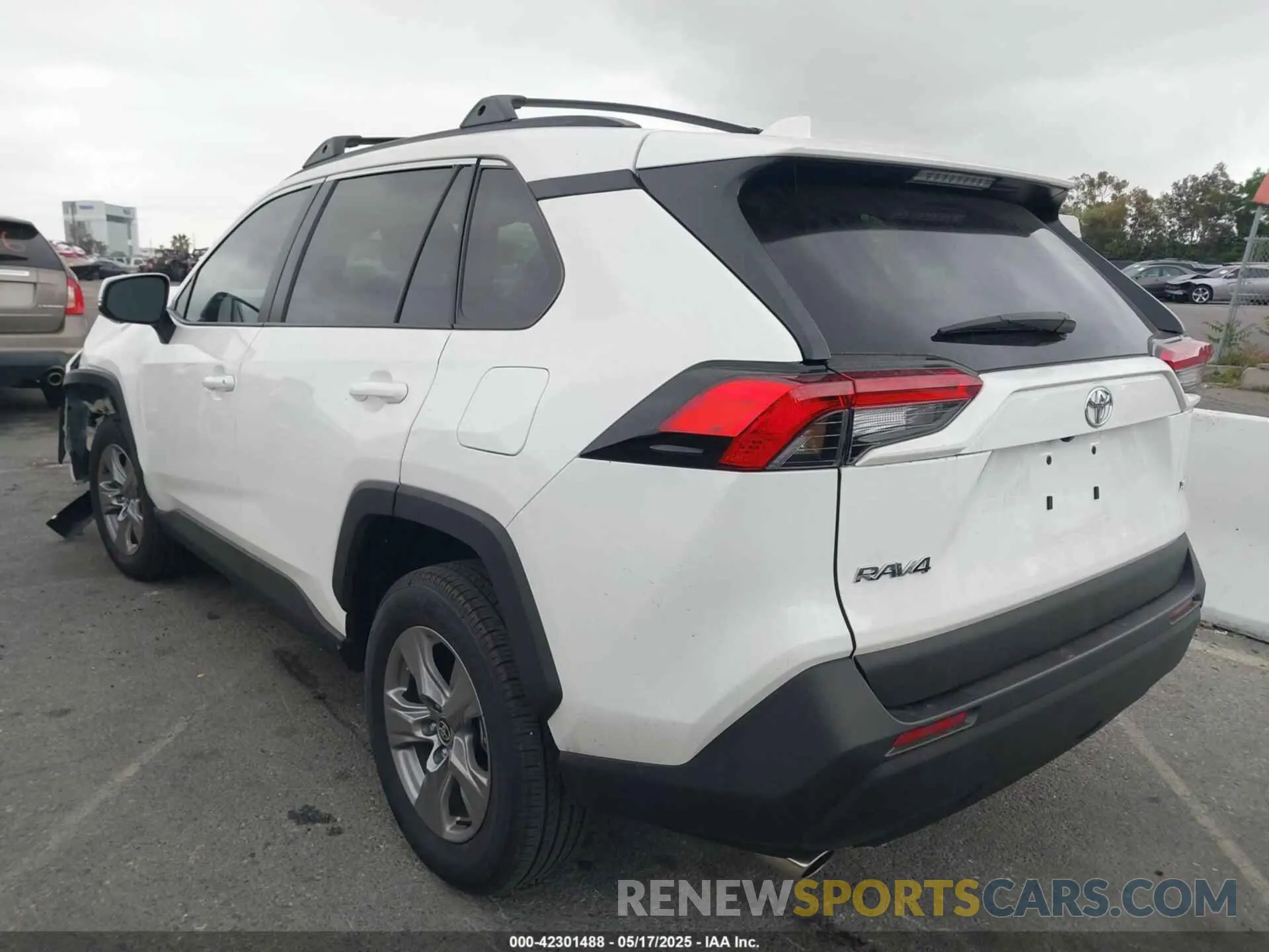 3 Photograph of a damaged car 2T3W1RFV4RC281602 TOYOTA RAV4 2024