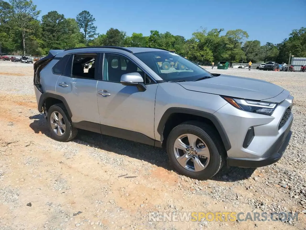 4 Photograph of a damaged car 2T3W1RFV4RW307663 TOYOTA RAV4 2024