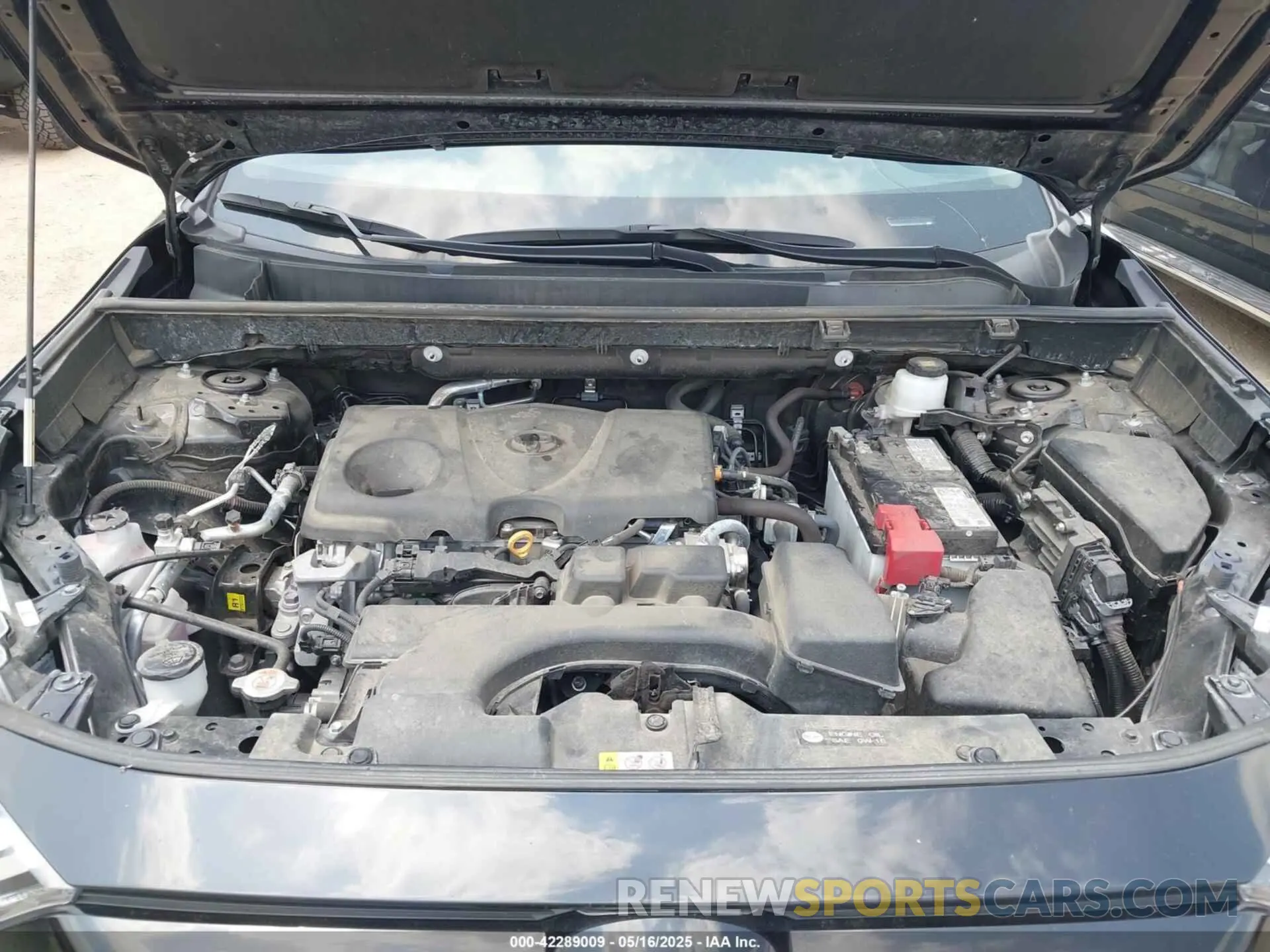 10 Photograph of a damaged car 2T3W1RFV4RW320834 TOYOTA RAV4 2024