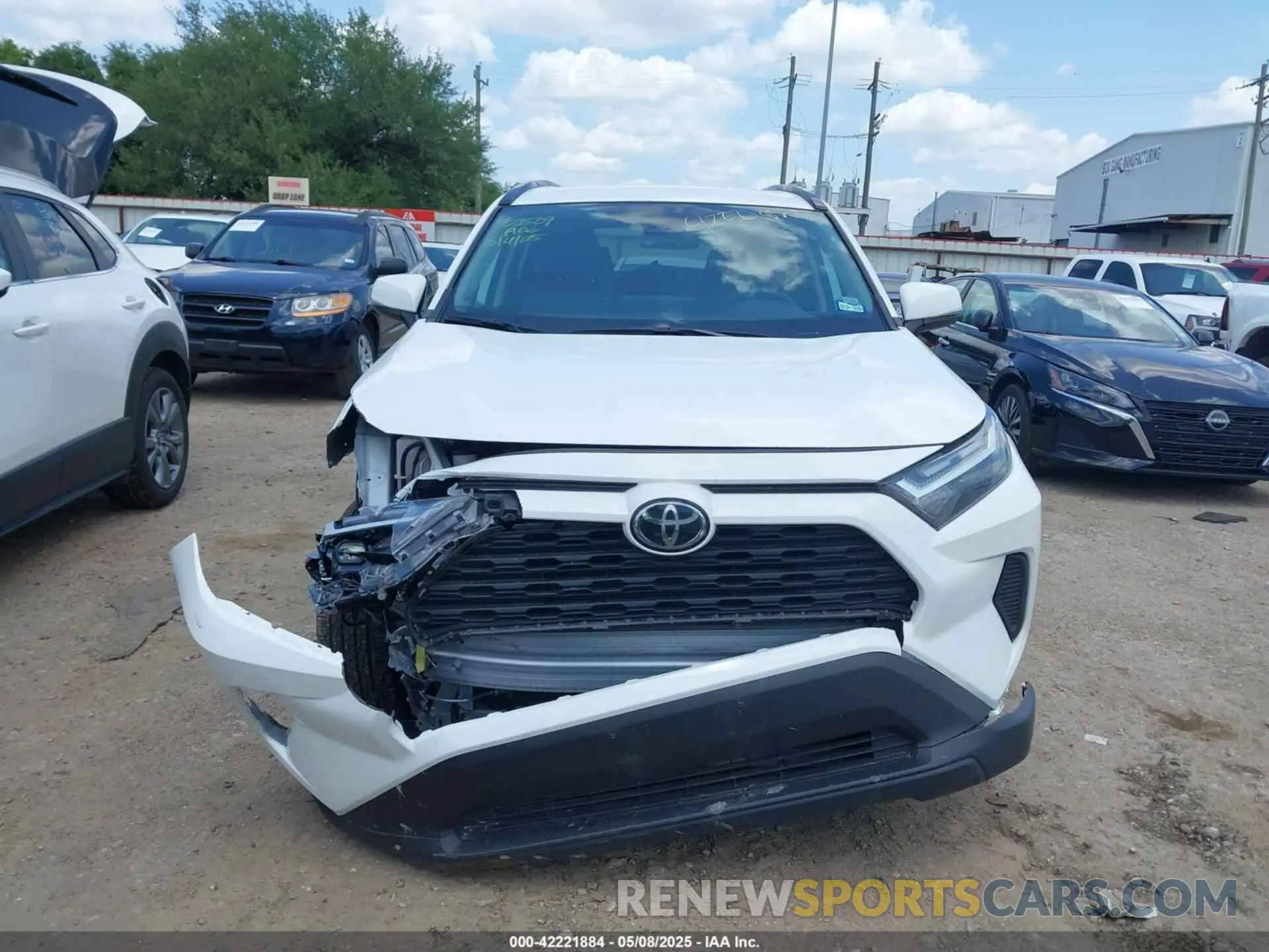 12 Photograph of a damaged car 2T3W1RFV4RW329100 TOYOTA RAV4 2024