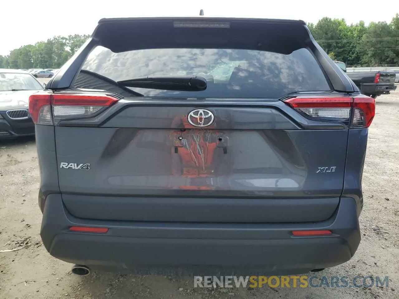 6 Photograph of a damaged car 2T3W1RFV4RW334359 TOYOTA RAV4 2024