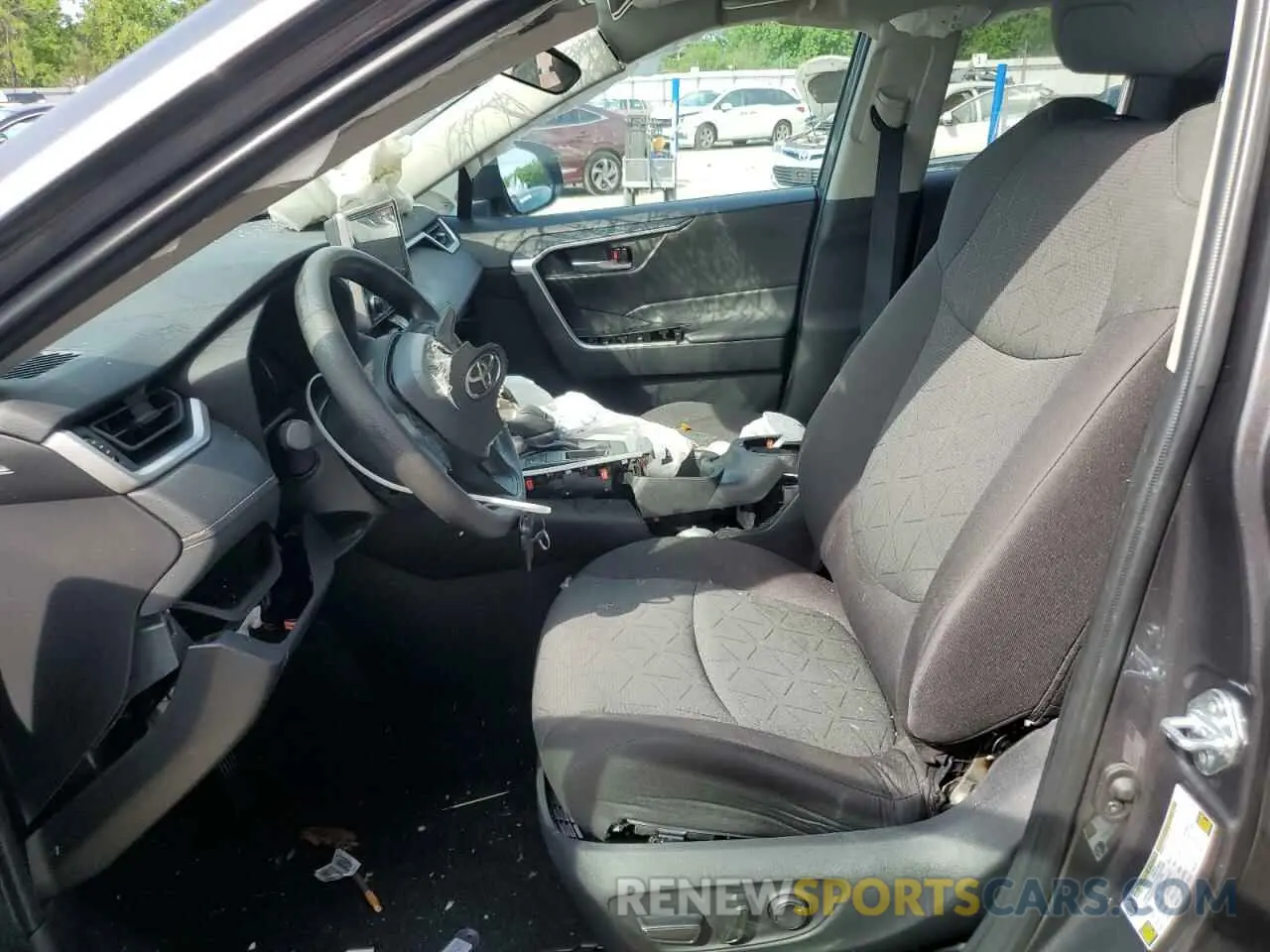7 Photograph of a damaged car 2T3W1RFV4RW334359 TOYOTA RAV4 2024