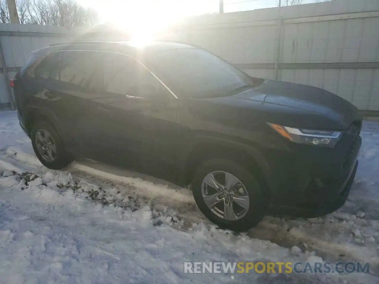 4 Photograph of a damaged car 2T3W1RFV4RW338623 TOYOTA RAV4 2024