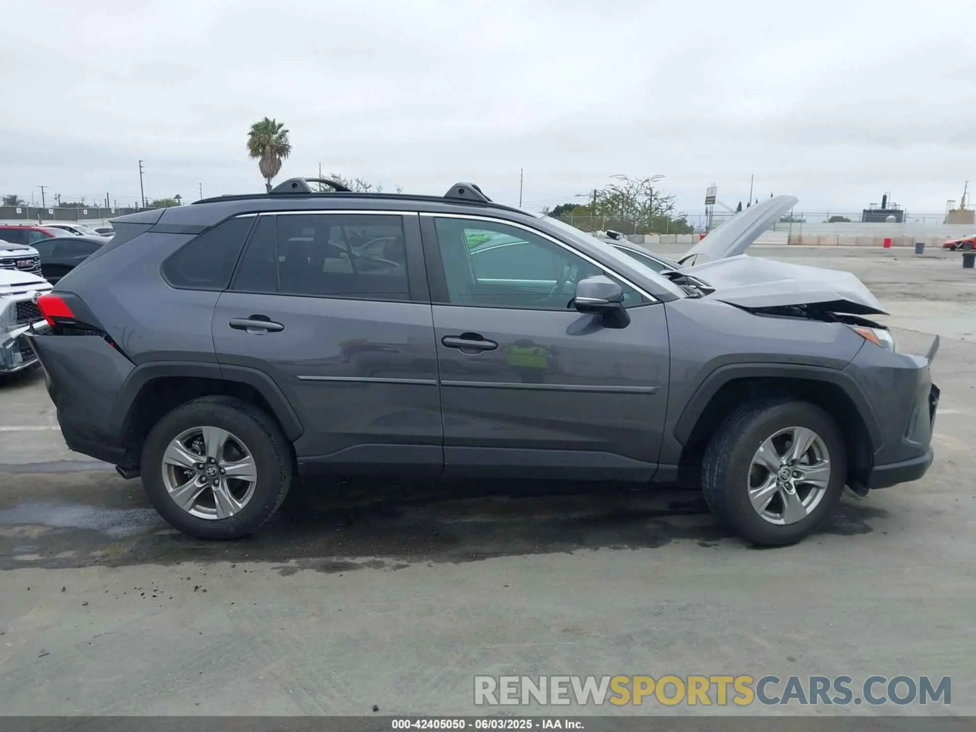 13 Photograph of a damaged car 2T3W1RFV5RC262461 TOYOTA RAV4 2024