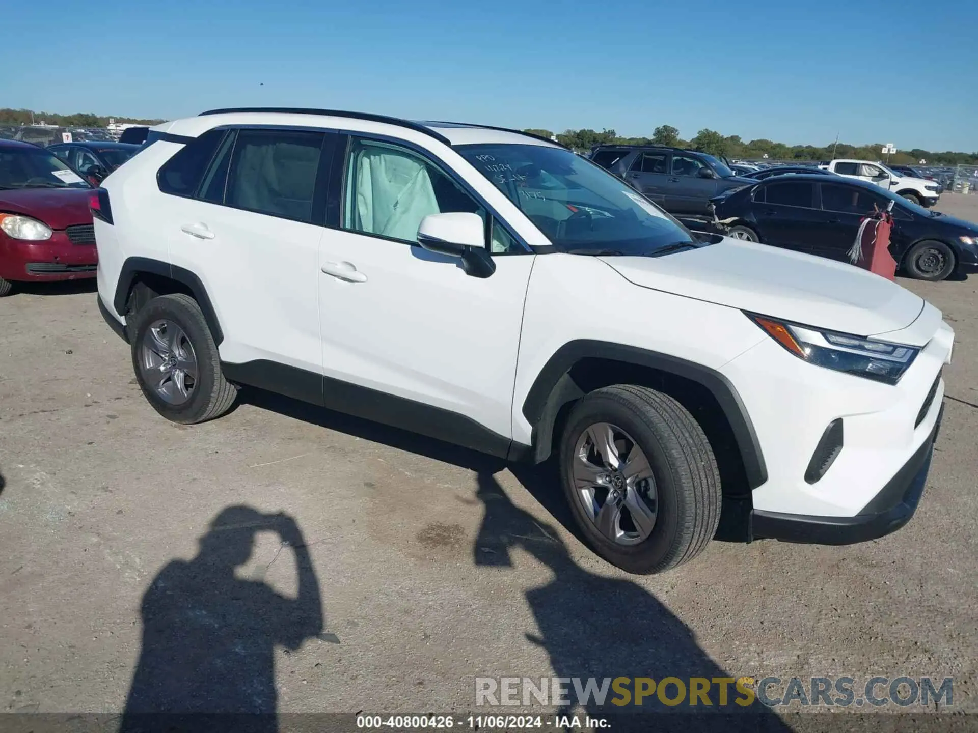 1 Photograph of a damaged car 2T3W1RFV5RC293175 TOYOTA RAV4 2024