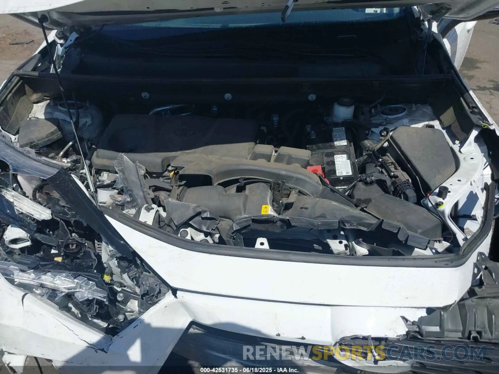 10 Photograph of a damaged car 2T3W1RFV5RW304139 TOYOTA RAV4 2024