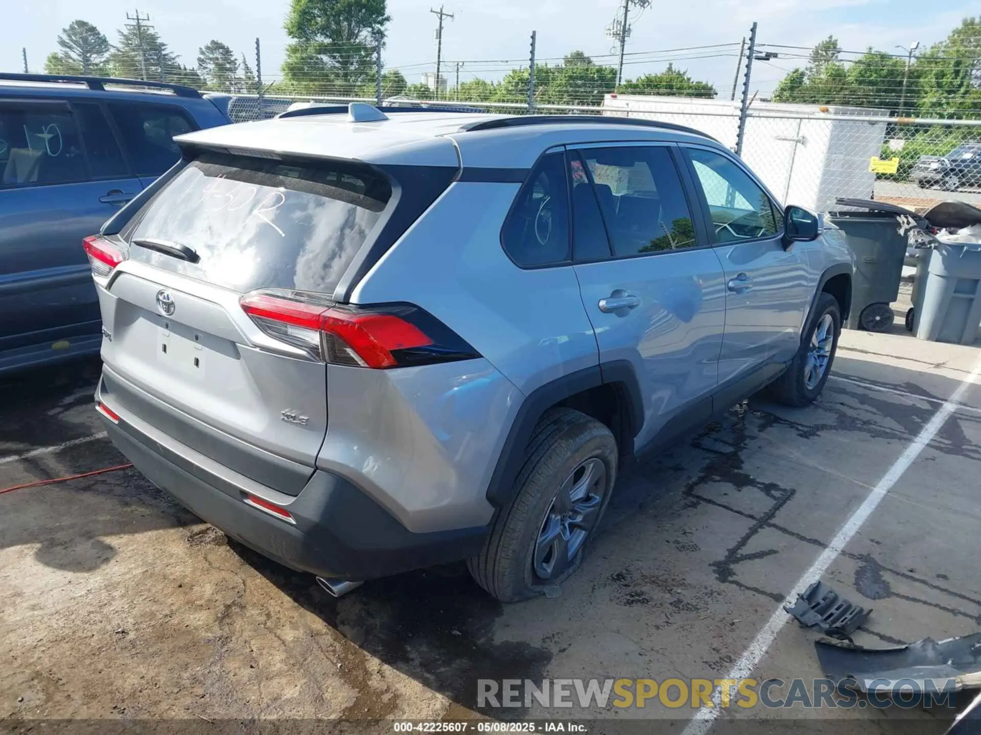 4 Photograph of a damaged car 2T3W1RFV5RW305971 TOYOTA RAV4 2024