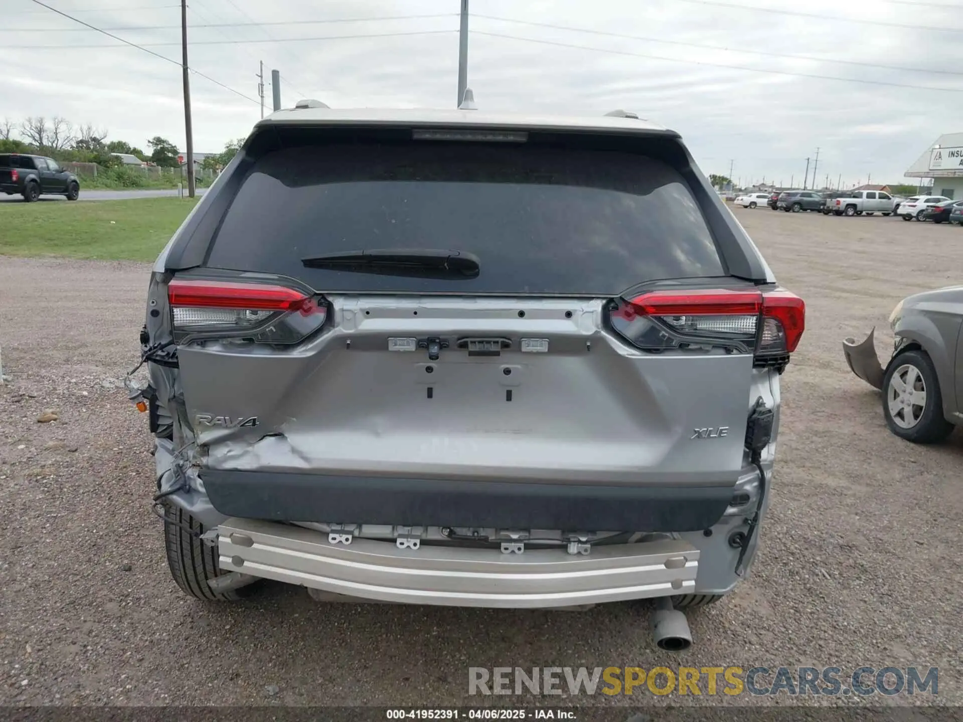 17 Photograph of a damaged car 2T3W1RFV5RW312497 TOYOTA RAV4 2024