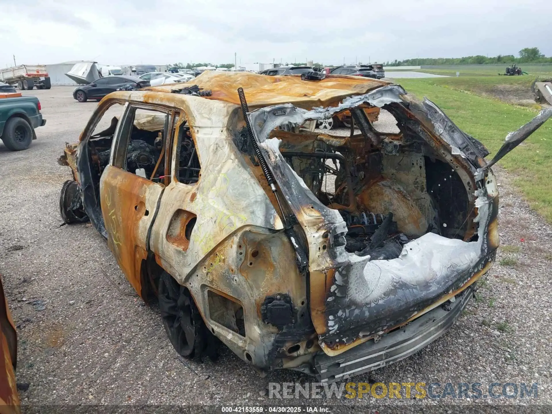 3 Photograph of a damaged car 2T3W1RFV6RC262159 TOYOTA RAV4 2024