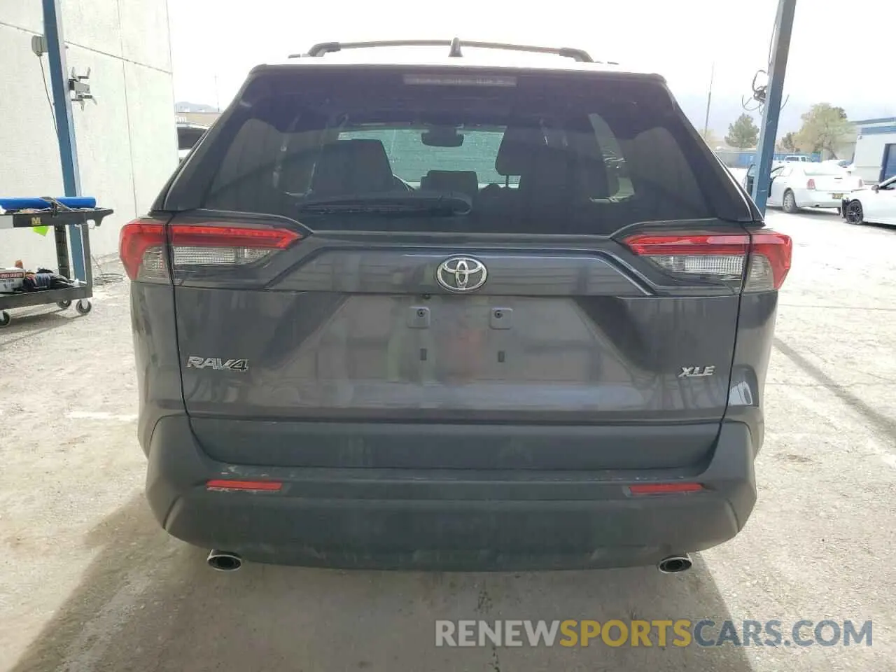 6 Photograph of a damaged car 2T3W1RFV6RC276711 TOYOTA RAV4 2024