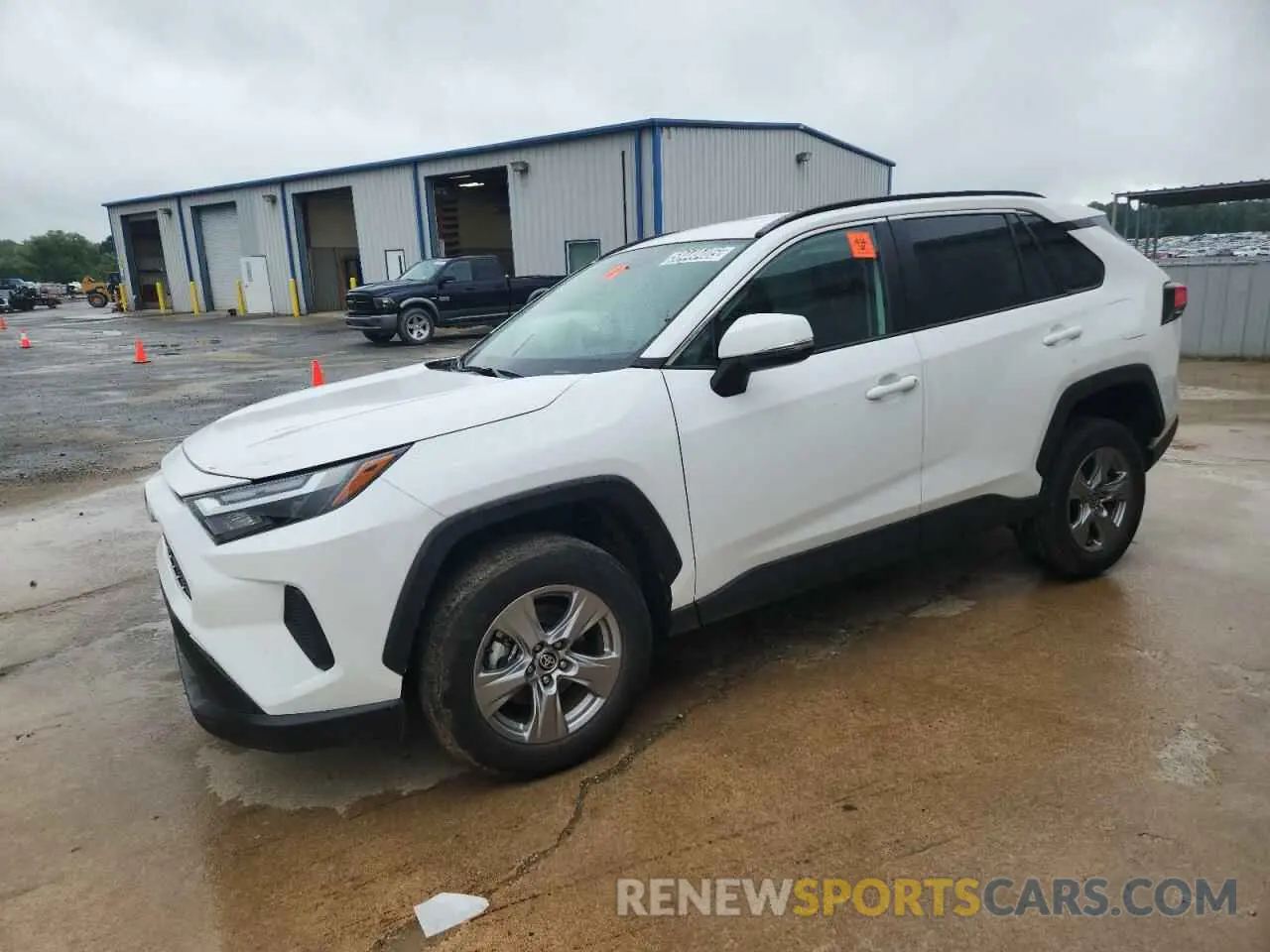 1 Photograph of a damaged car 2T3W1RFV6RC280323 TOYOTA RAV4 2024