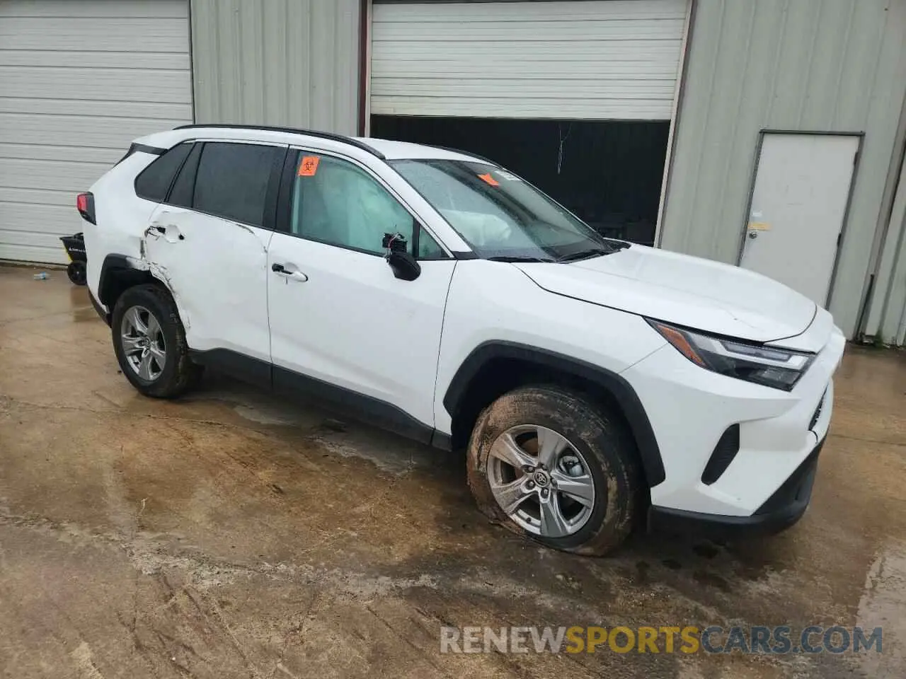 4 Photograph of a damaged car 2T3W1RFV6RC280323 TOYOTA RAV4 2024