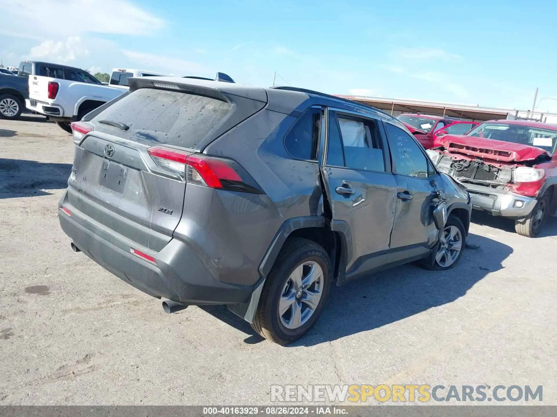 4 Photograph of a damaged car 2T3W1RFV6RC289426 TOYOTA RAV4 2024
