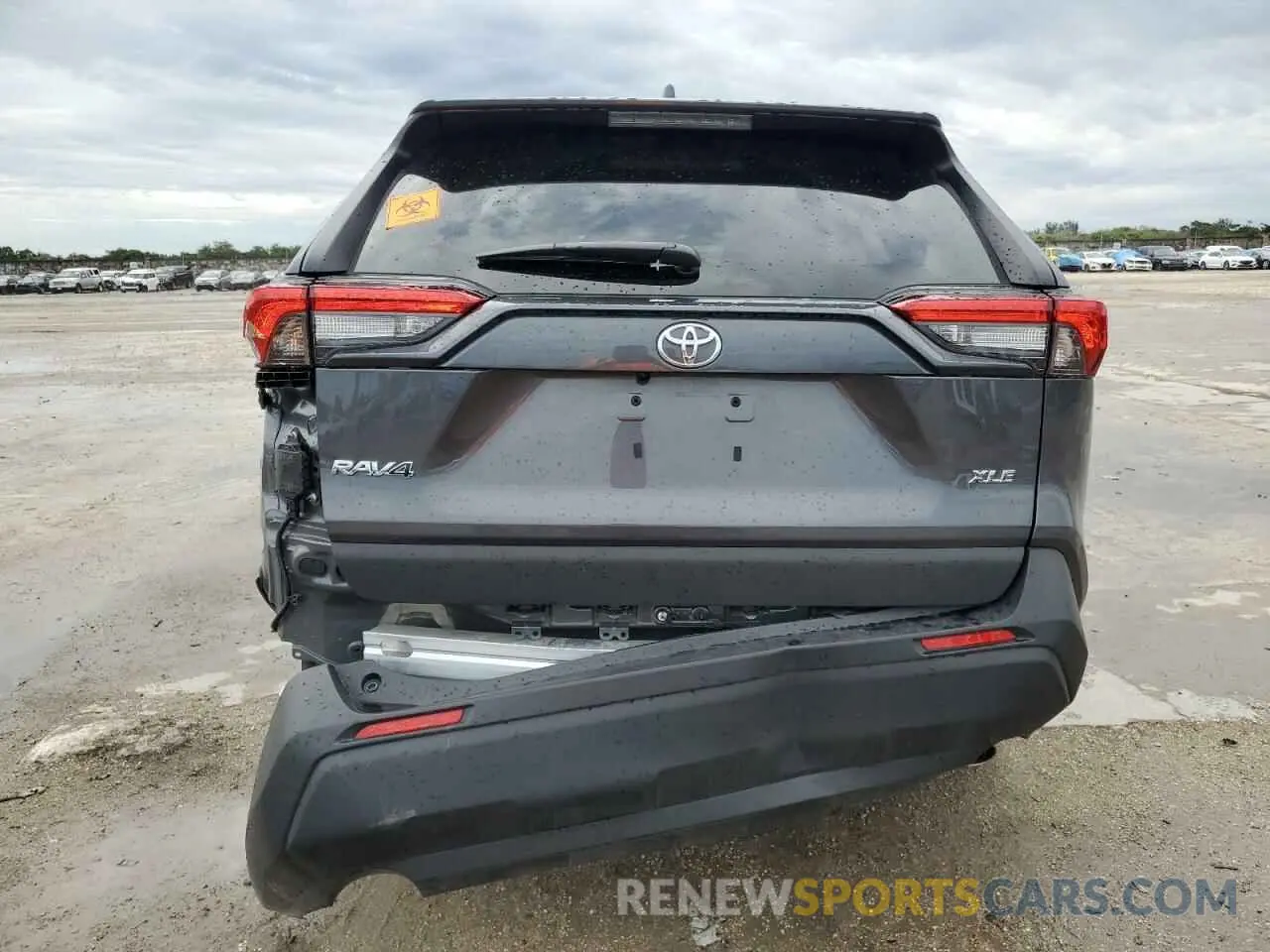 6 Photograph of a damaged car 2T3W1RFV6RC301509 TOYOTA RAV4 2024