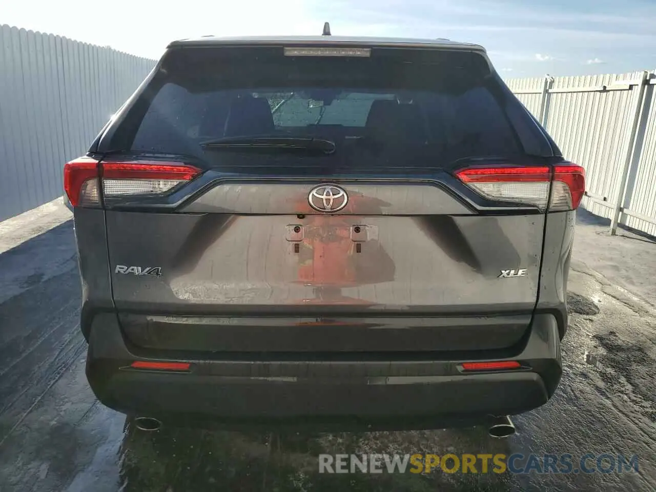 6 Photograph of a damaged car 2T3W1RFV6RW317708 TOYOTA RAV4 2024